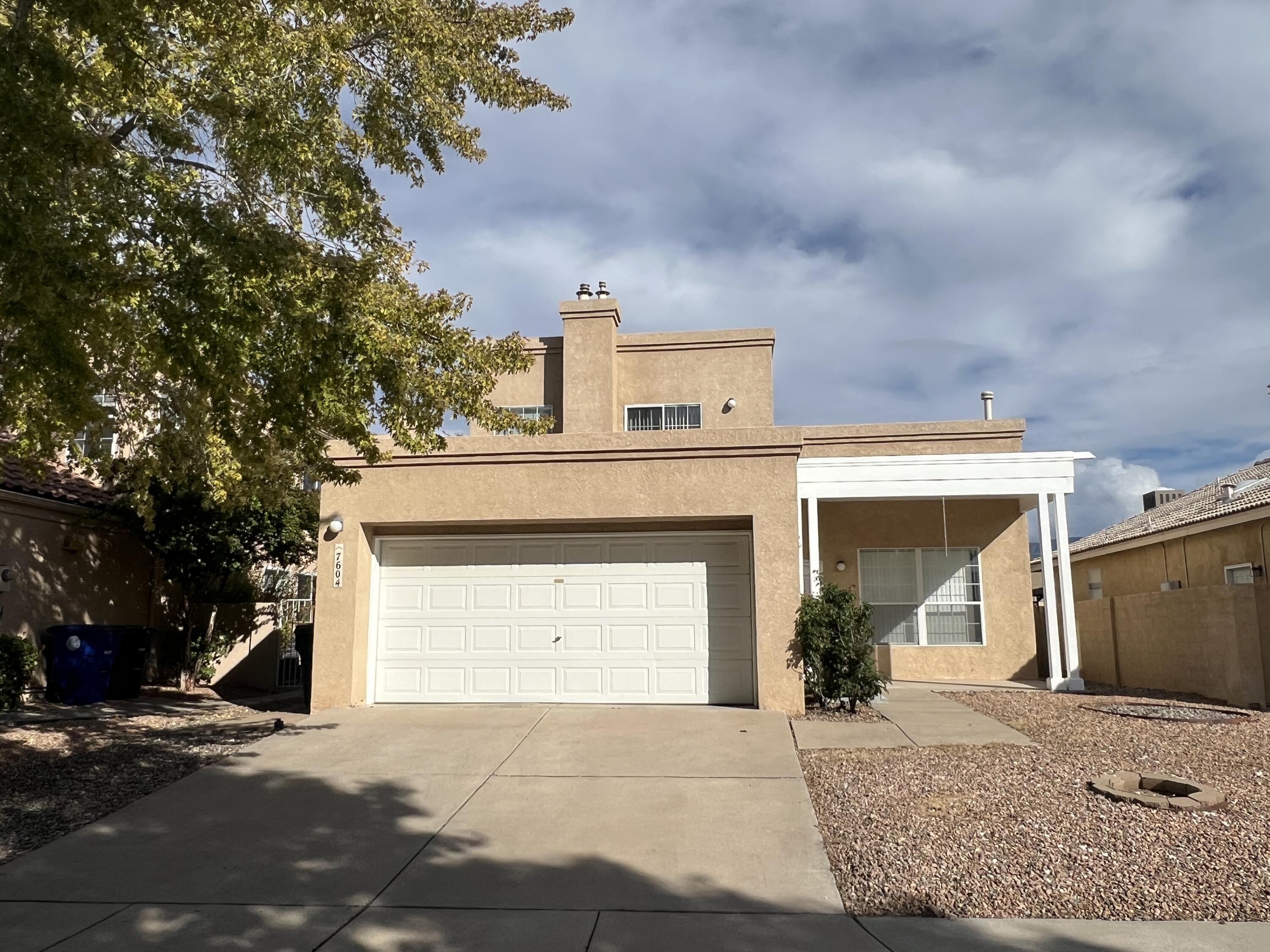 7604 La Mariposa Place NE, Albuquerque, NM 87109