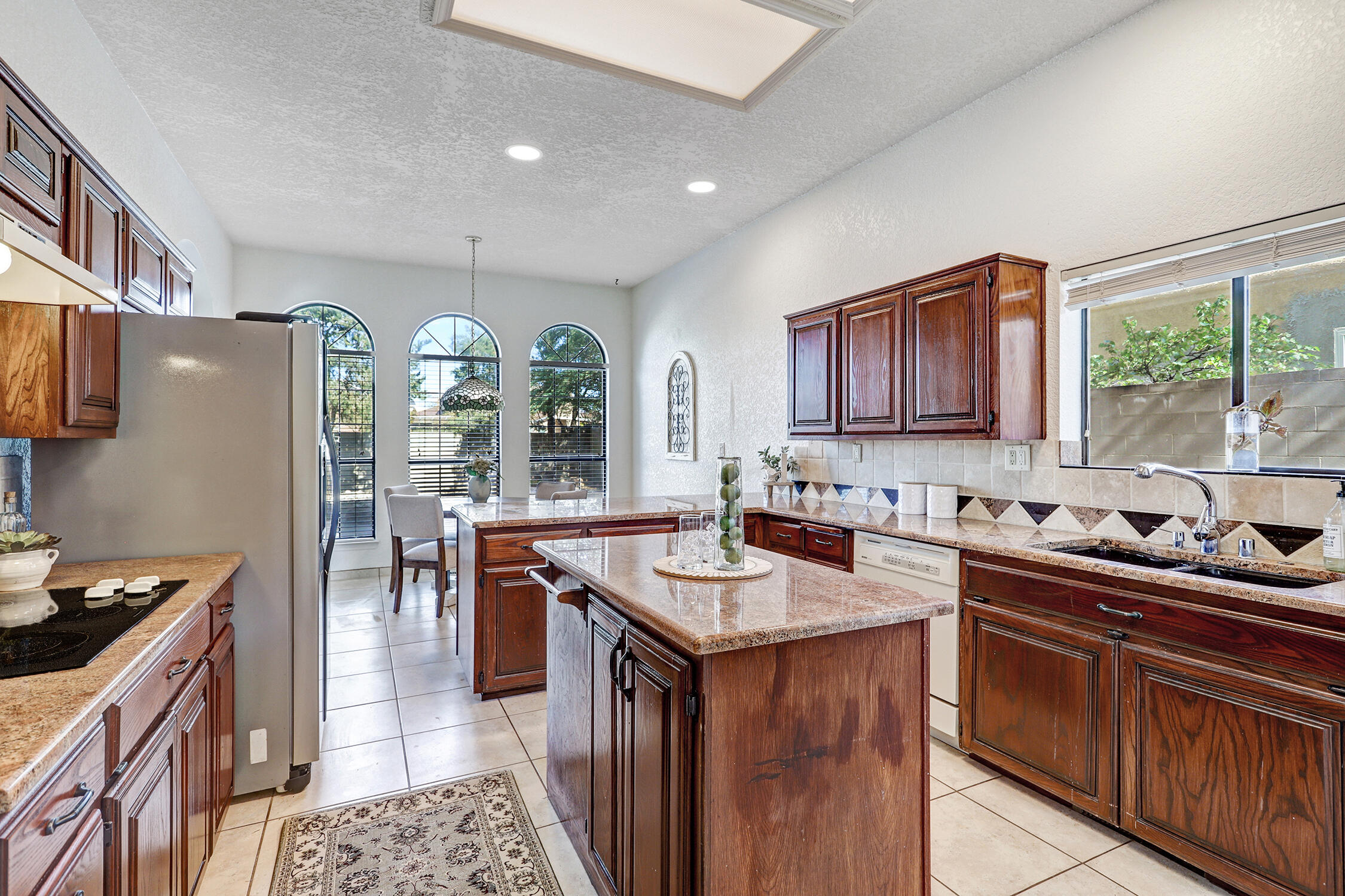 Photo 15 — 7869 Quintana Drive NE