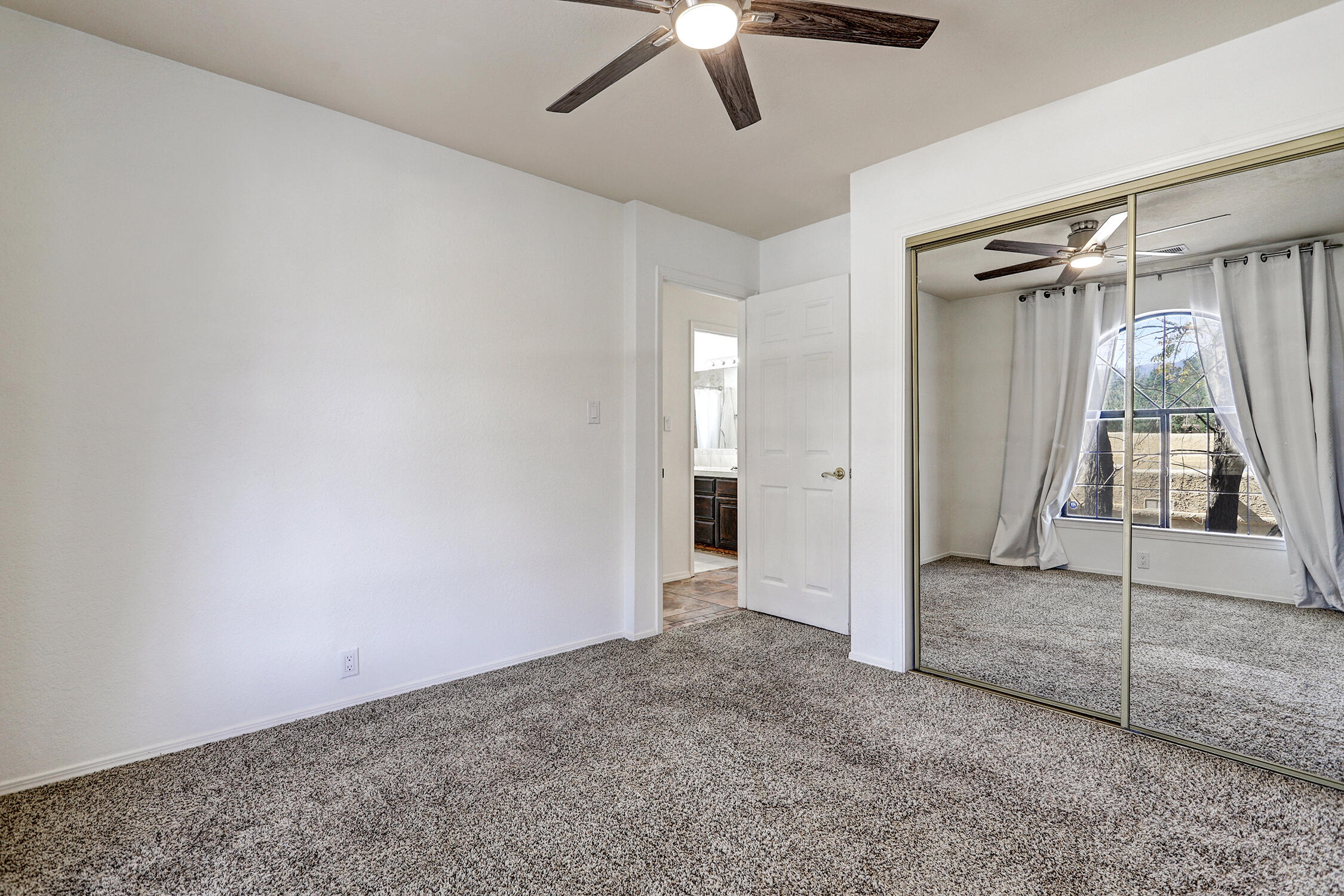 Photo 9 — 7869 Quintana Drive NE