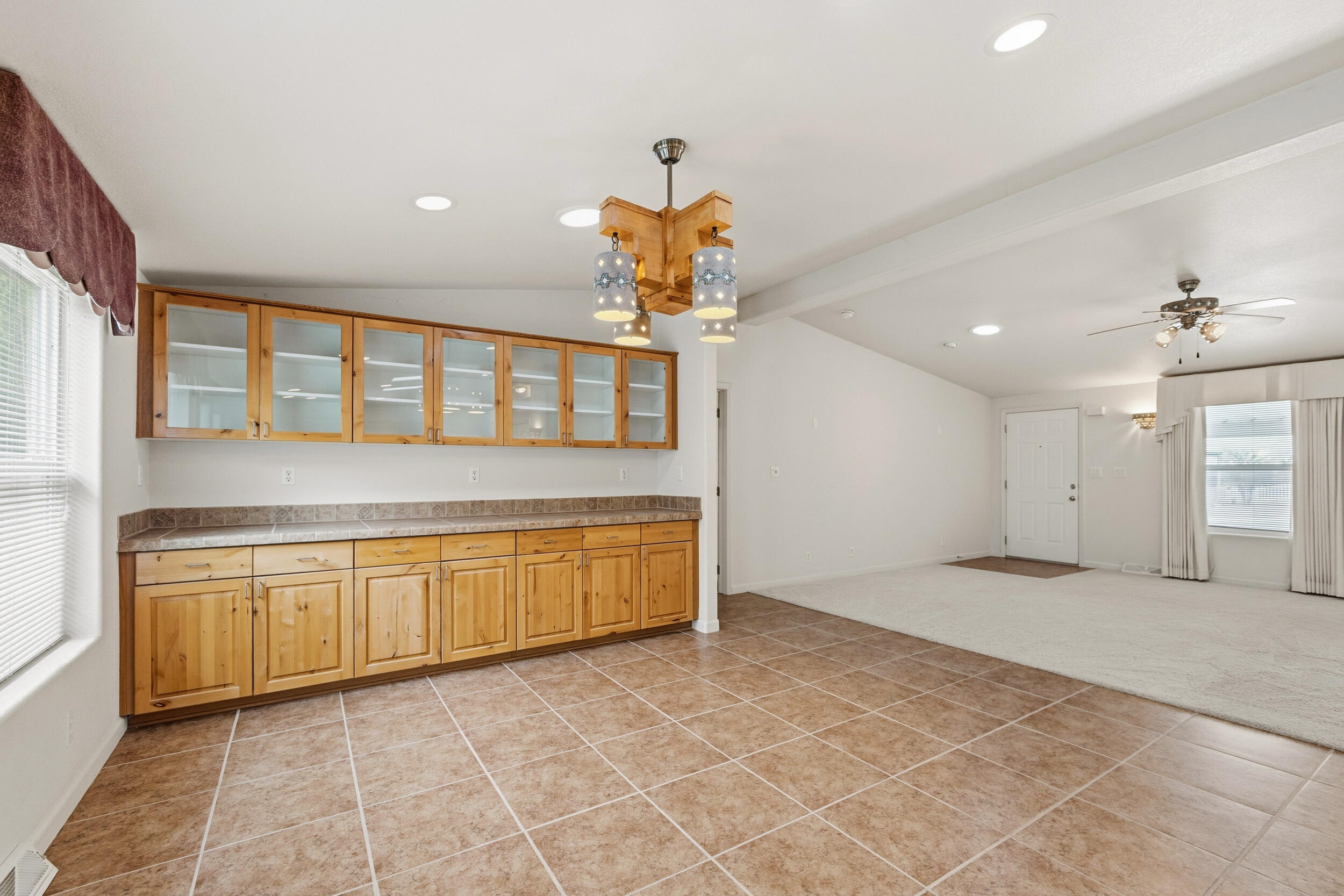 Photo 10 — 336 Sunrise Bluffs Drive