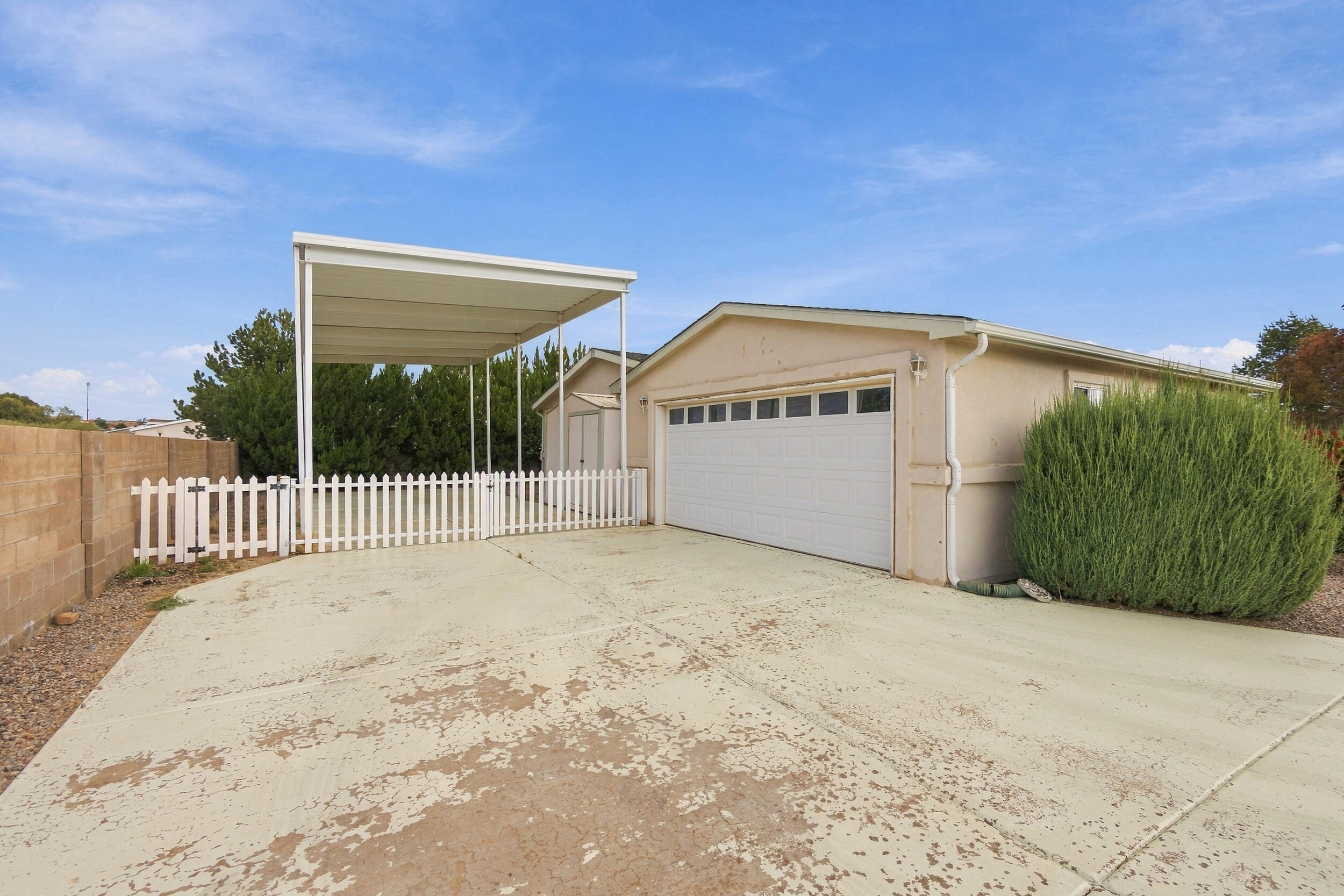 Photo 19 — 336 Sunrise Bluffs Drive