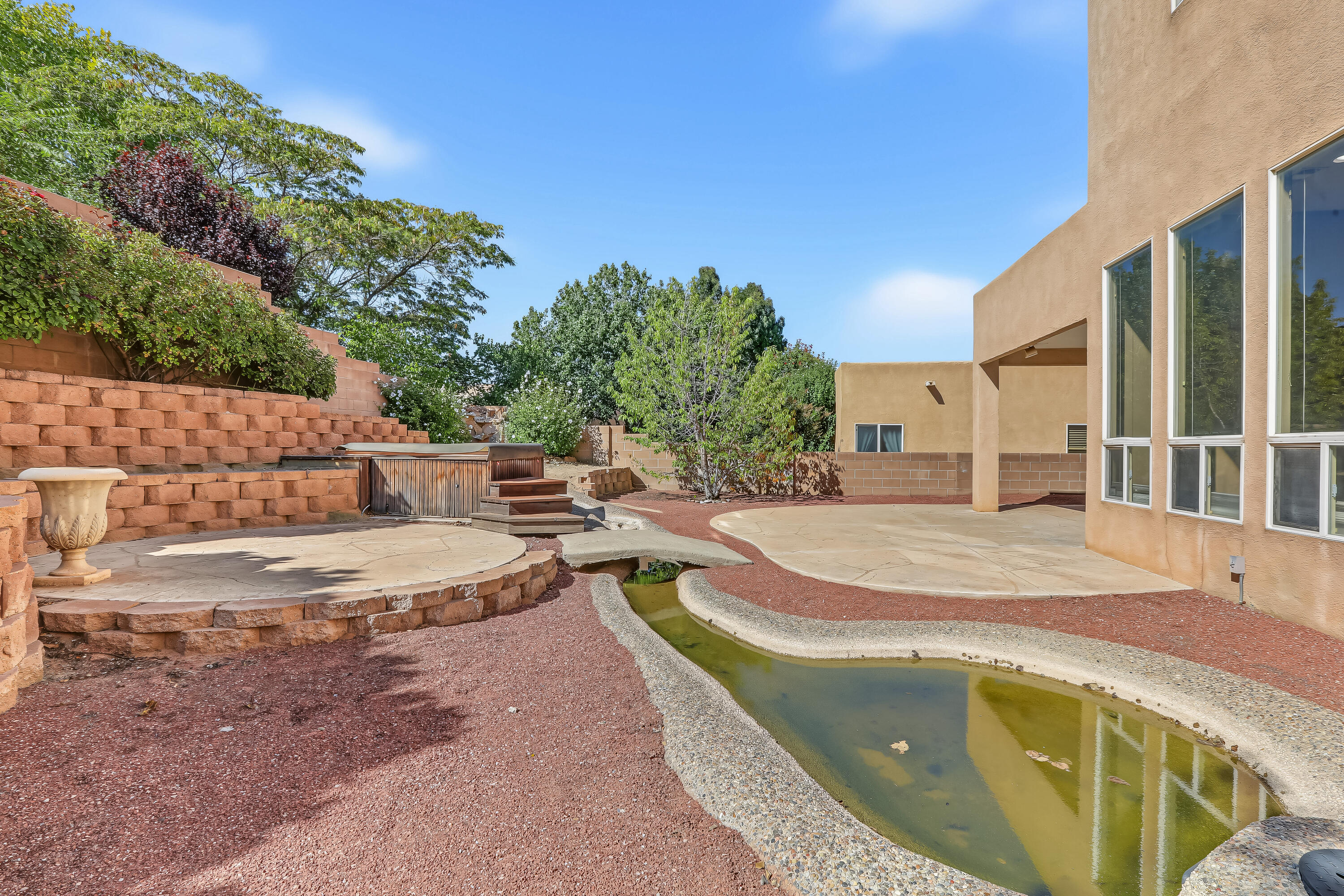 Photo 7 — 10723 Tourmaline Drive NW