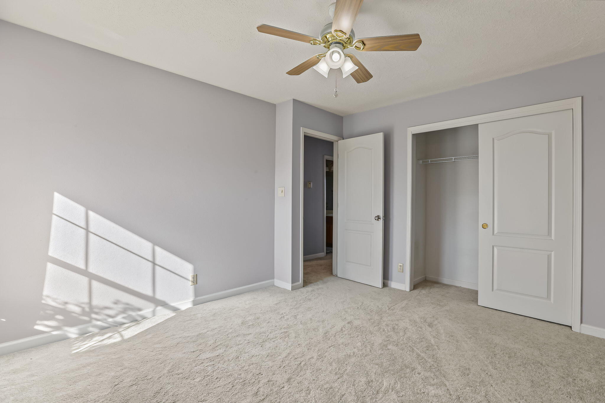 Photo 15 — 2566 Diamond Peak Drive NE