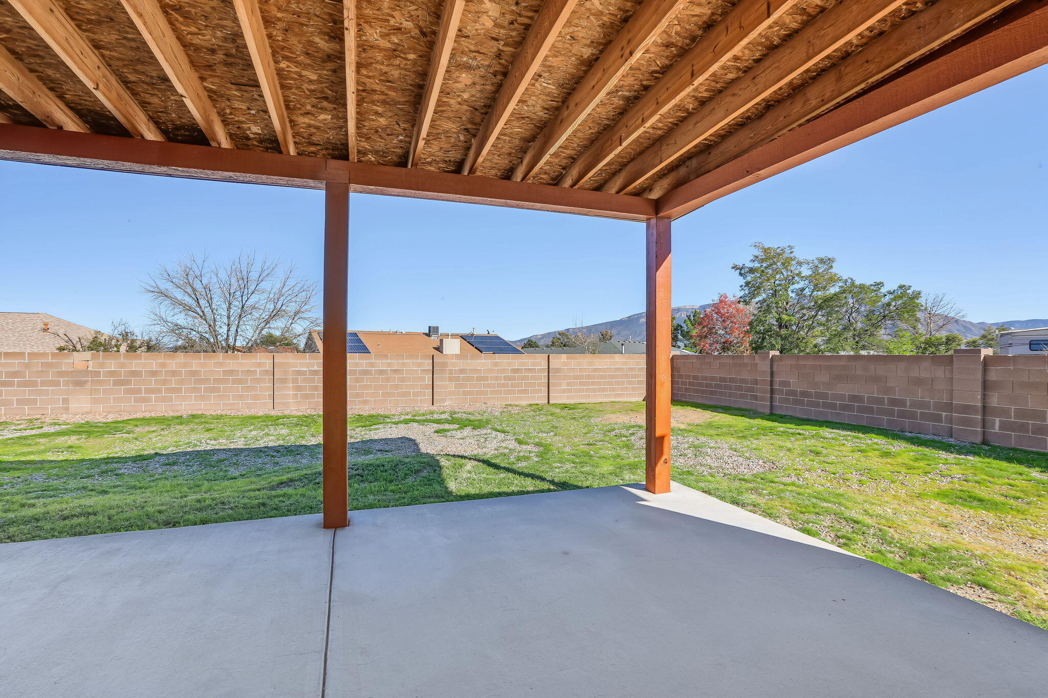Photo 10 — 2566 Diamond Peak Drive NE
