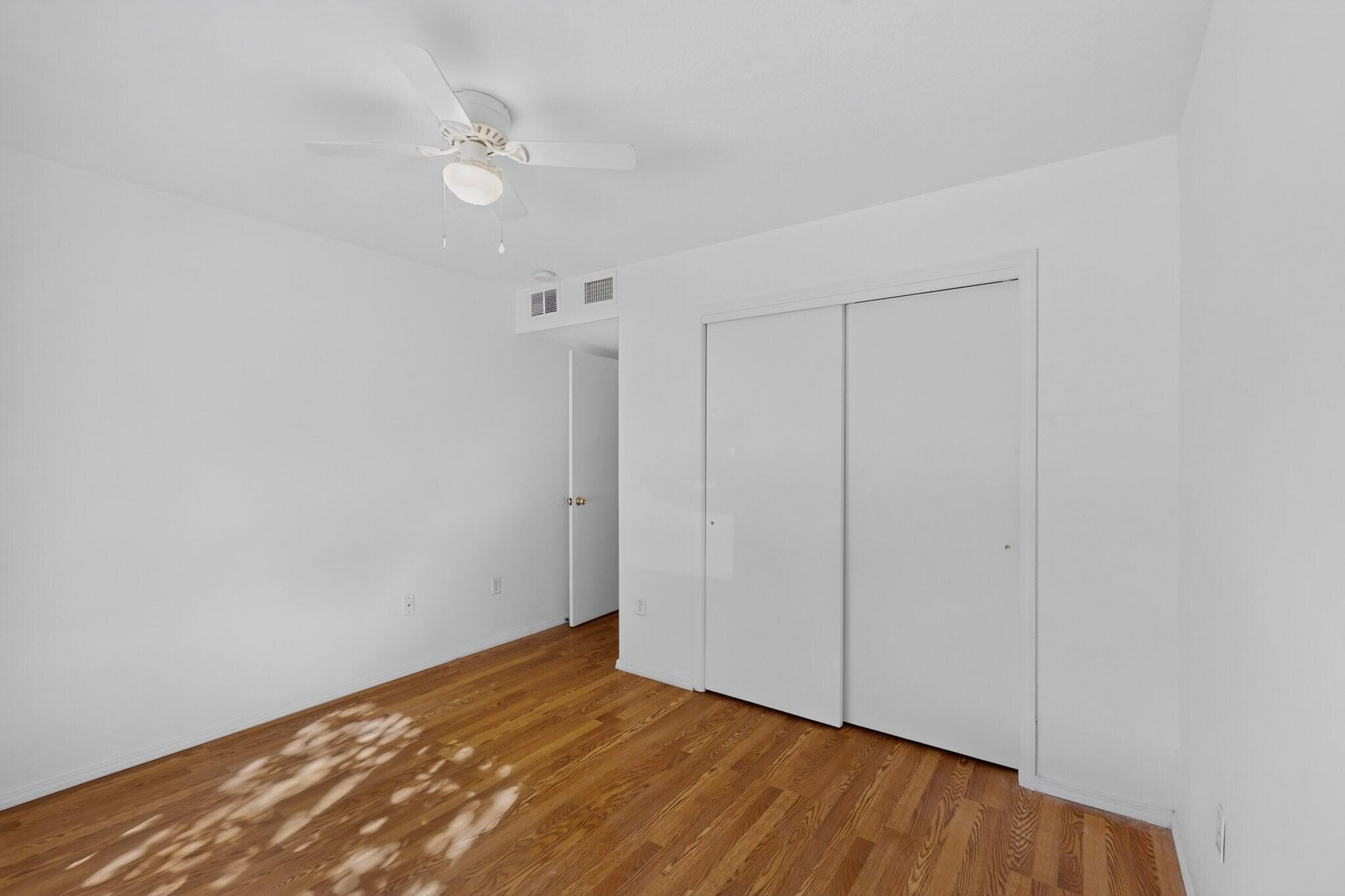 Photo 18 — 9015 Santa Catalina Avenue NW
