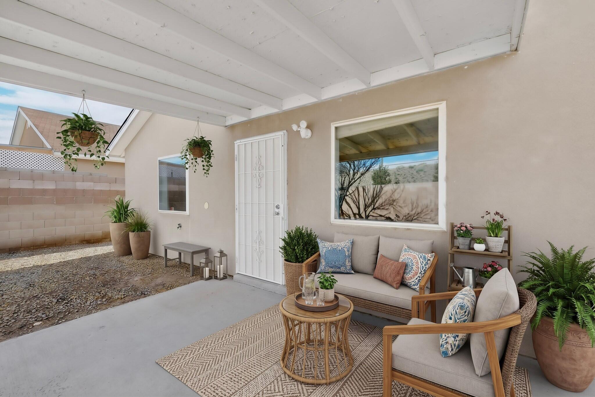 Photo 10 — 9015 Santa Catalina Avenue NW