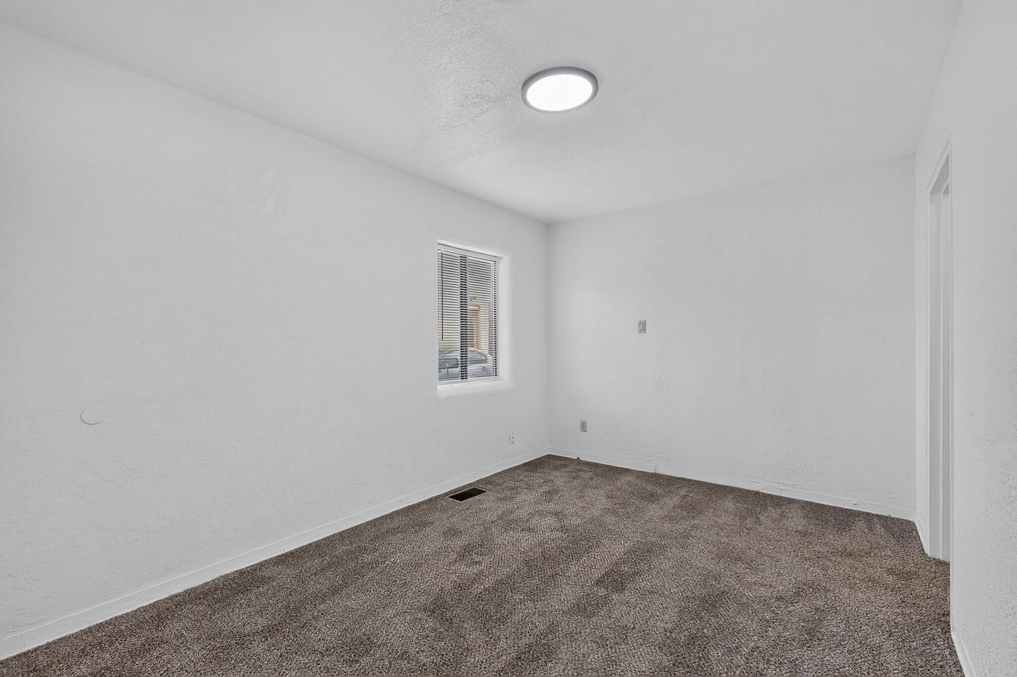 Photo 15 — 1005 Wilmoore Drive SE