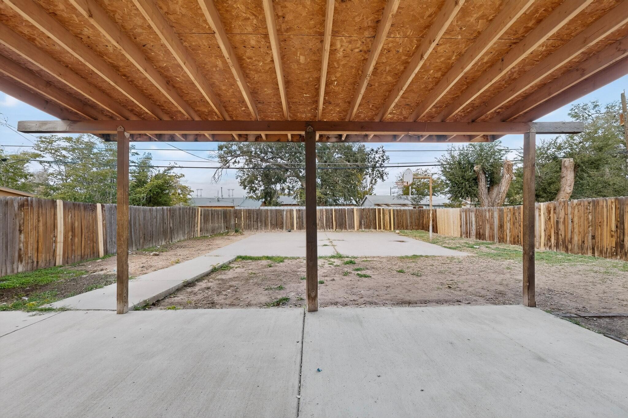 Photo 5 — 1005 Wilmoore Drive SE