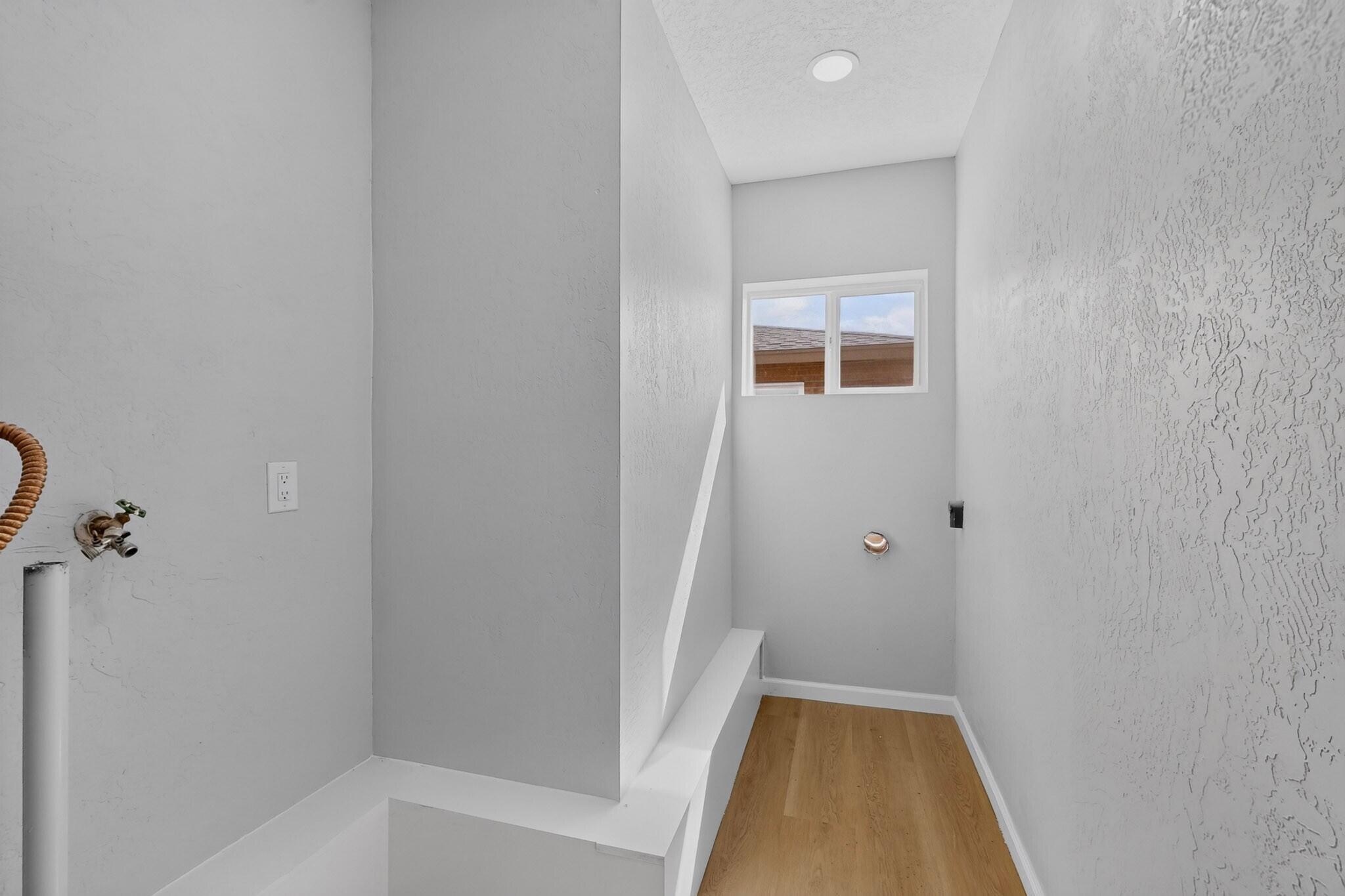 Photo 7 — 2511 General Marshall Street NE