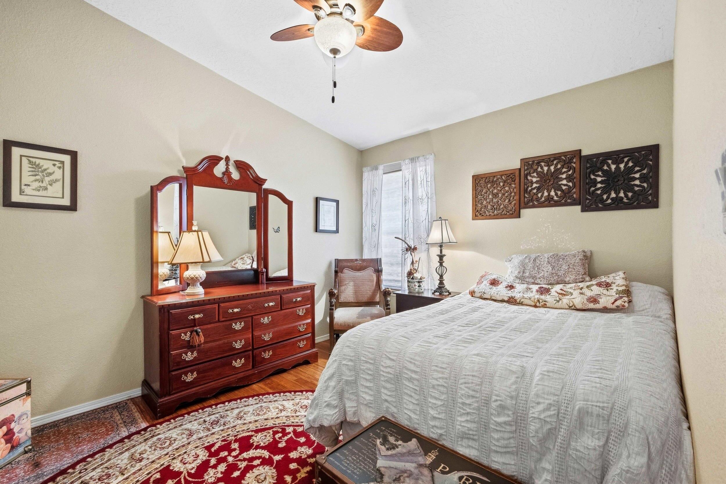 Photo 6 — 10319 Arroyo Crest Drive NW