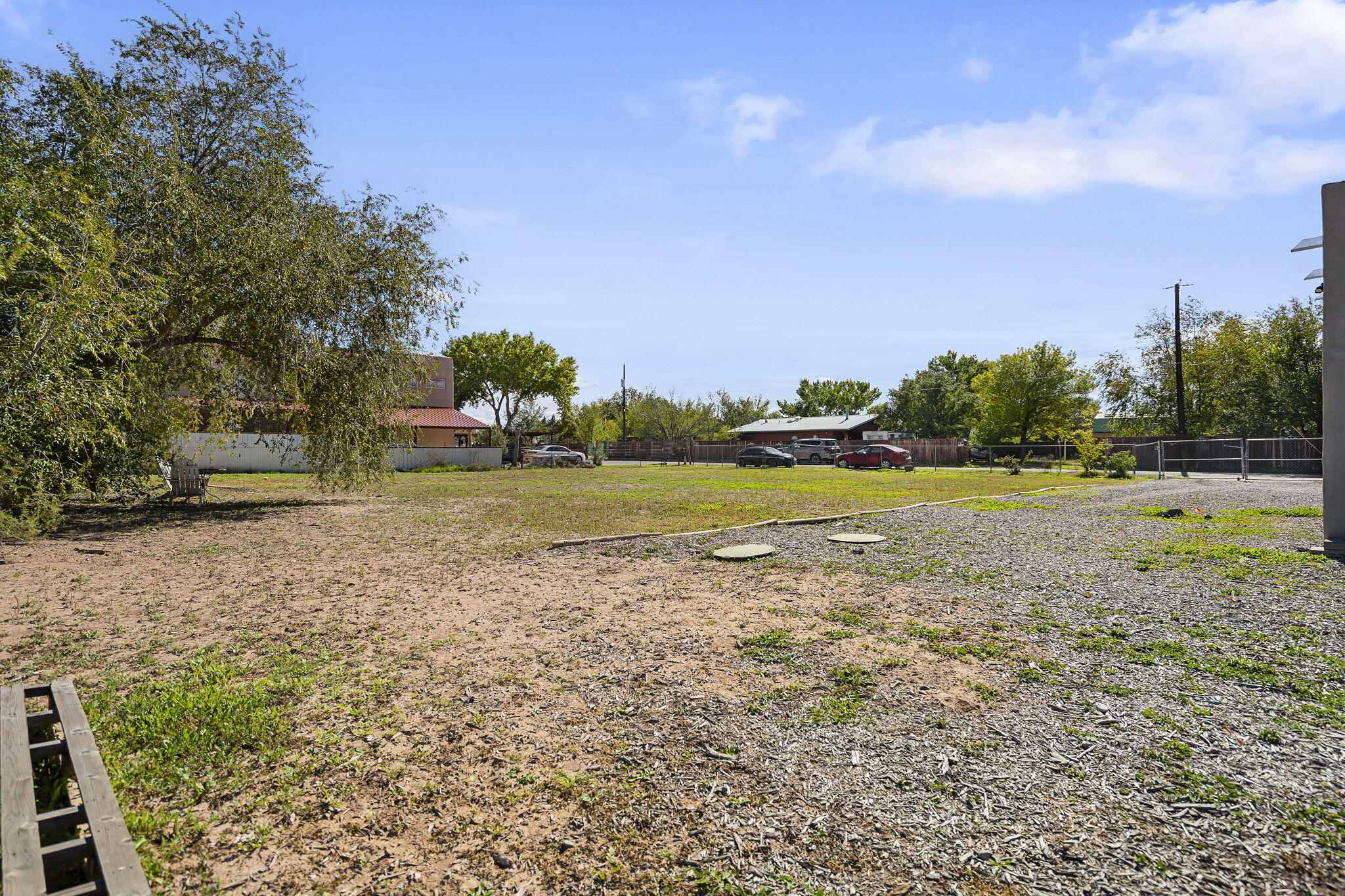 Photo 2 — 462 Mountain Shadows Road