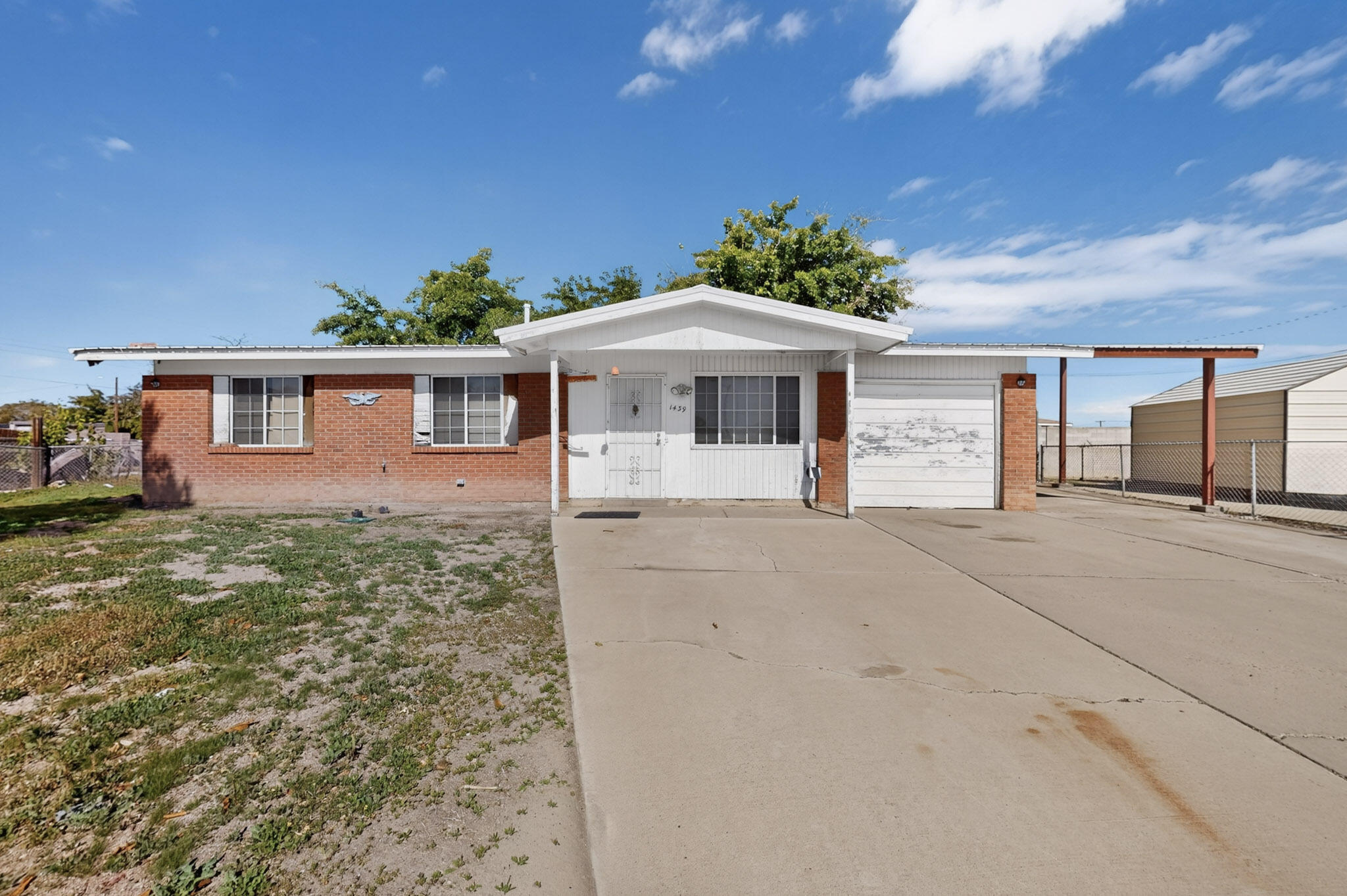 1439 S Loma Hermosa Court NW