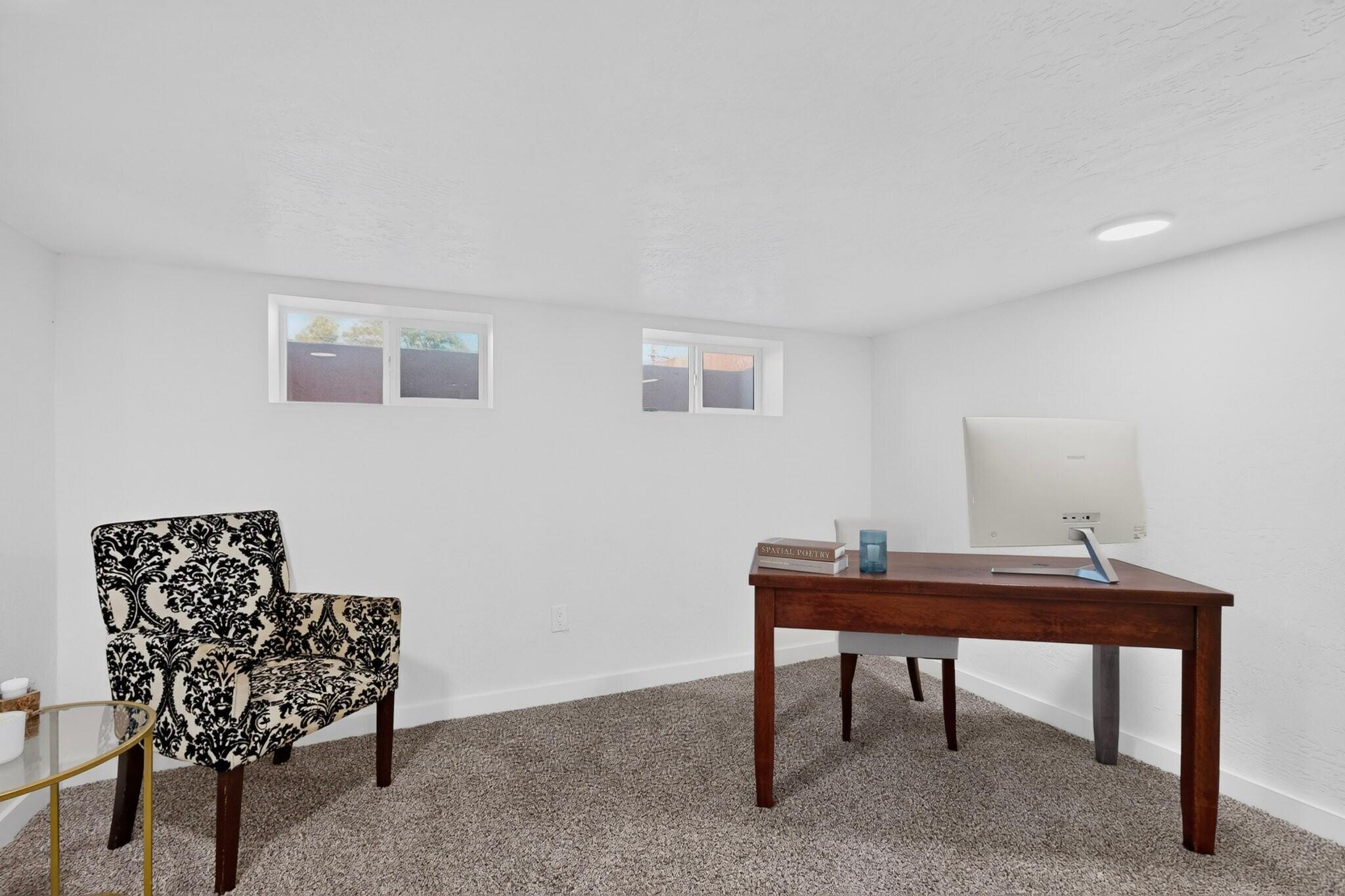 Photo 10 — 413 Princeton Drive SE