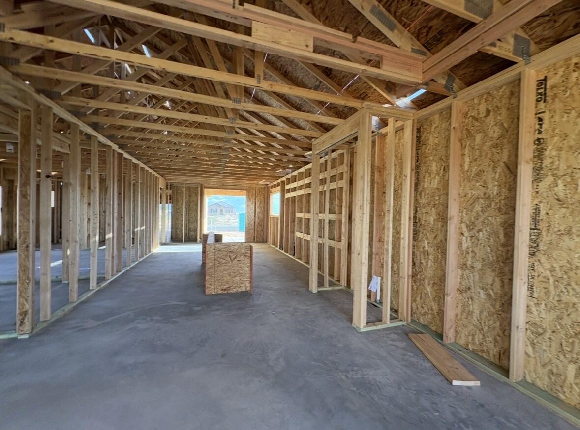 Photo 4 — 6116 Diebenkorn Drive SE