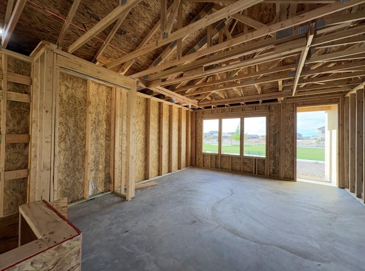 Photo 3 — 6116 Diebenkorn Drive SE