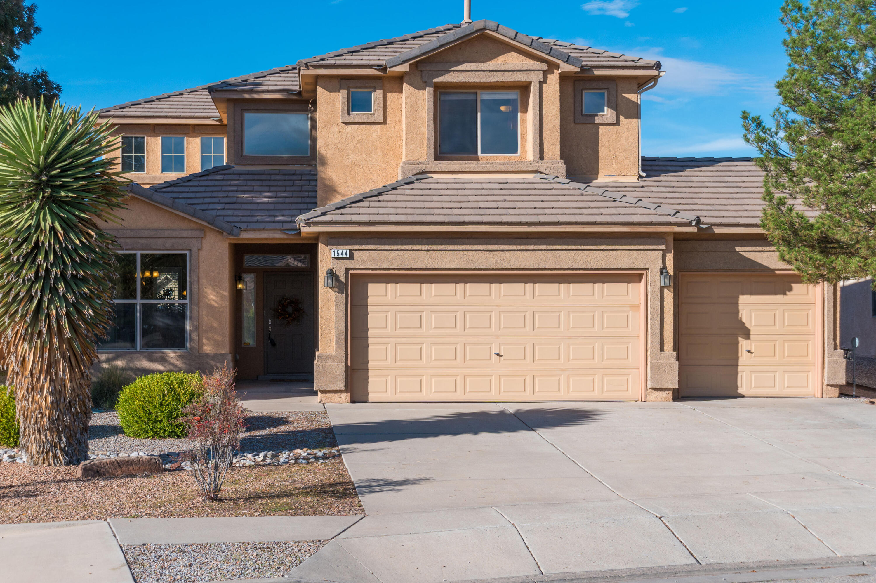 1544 Peppoli Loop SE, Rio Rancho, NM 87124