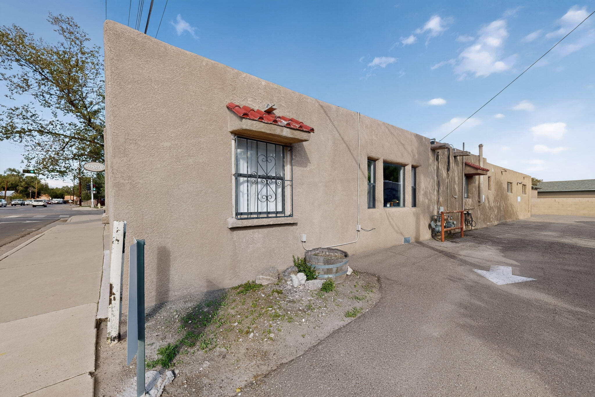 Photo 11 — 3848 Rio Grande Boulevard NW