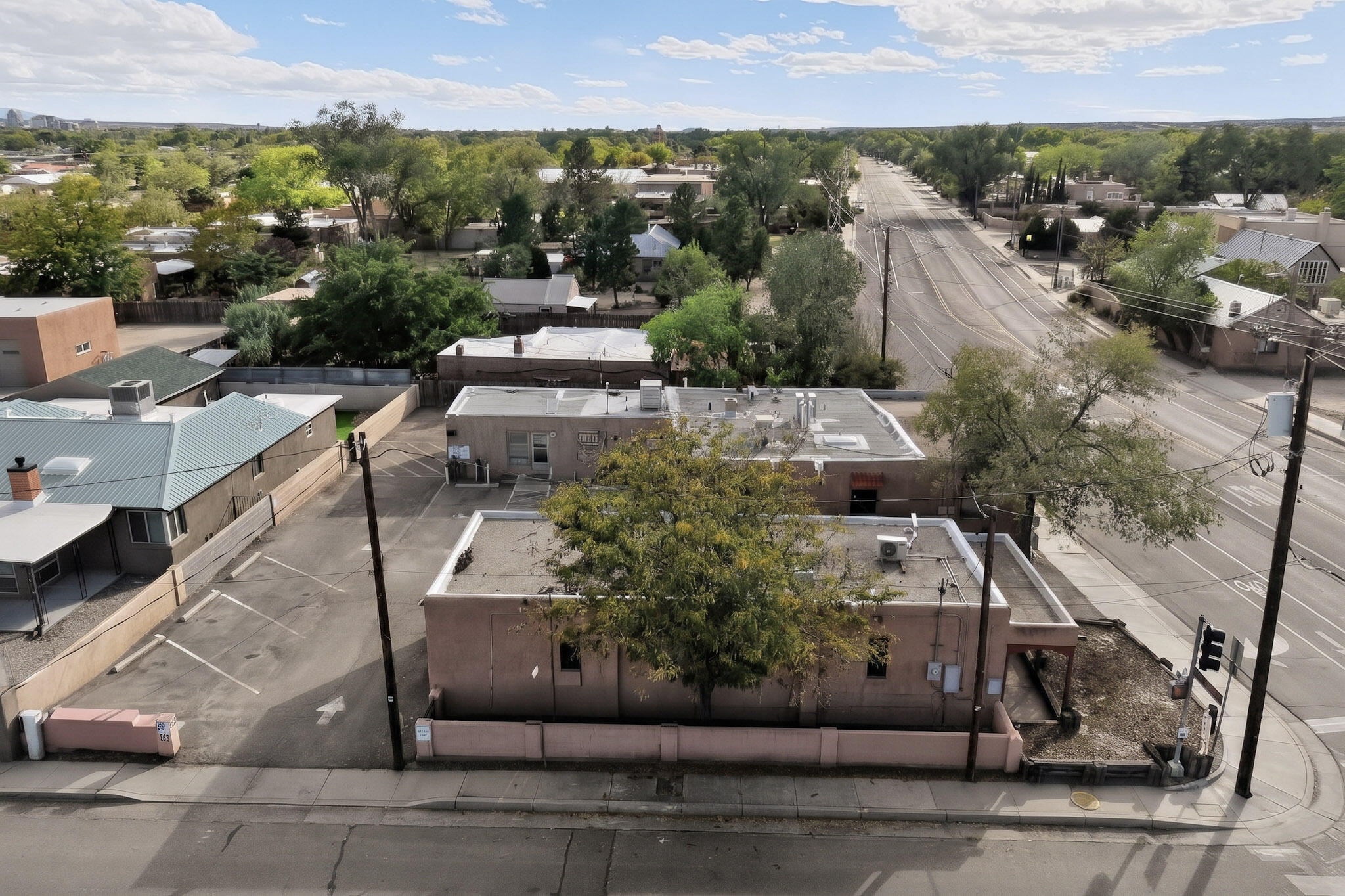 Photo 8 — 3848 Rio Grande Boulevard NW