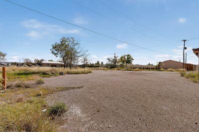 Photo 8 — 1184 Frontage Road NE