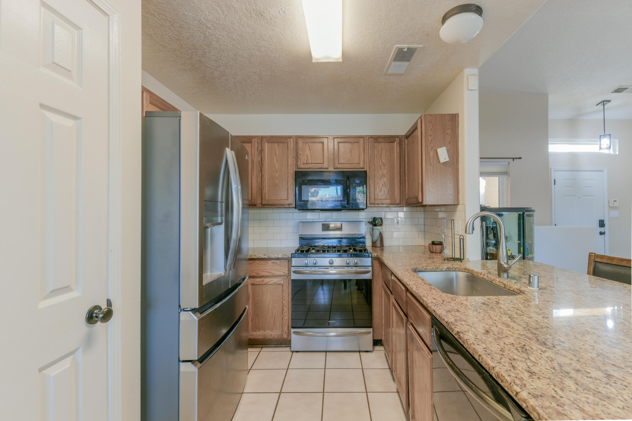 Photo 6 — 7105 Luz Del Sol Place NW