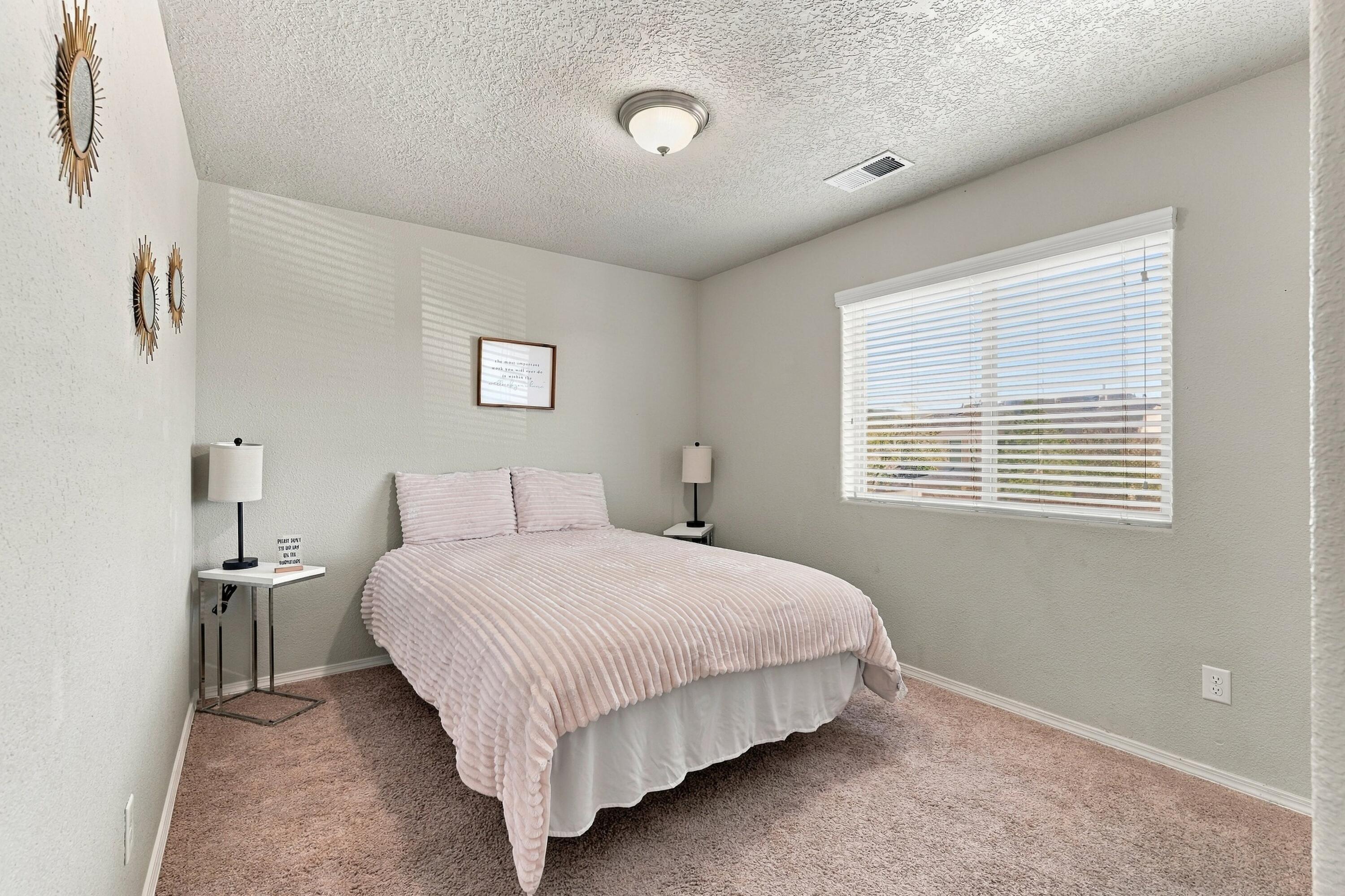 Photo 19 — 3053 Morrissey Street SW