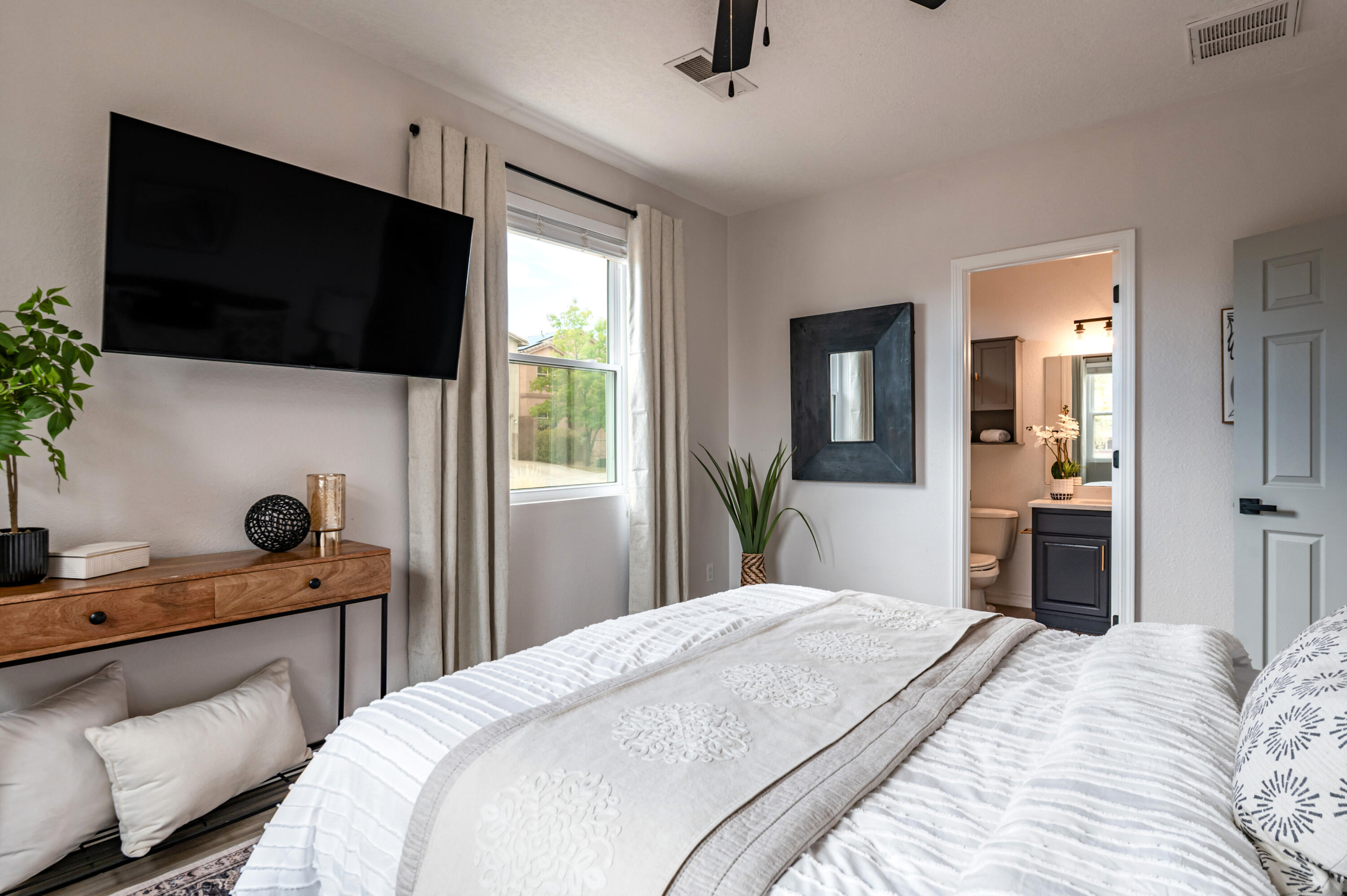 Photo 19 — 7109 Las Nutrias Road NW