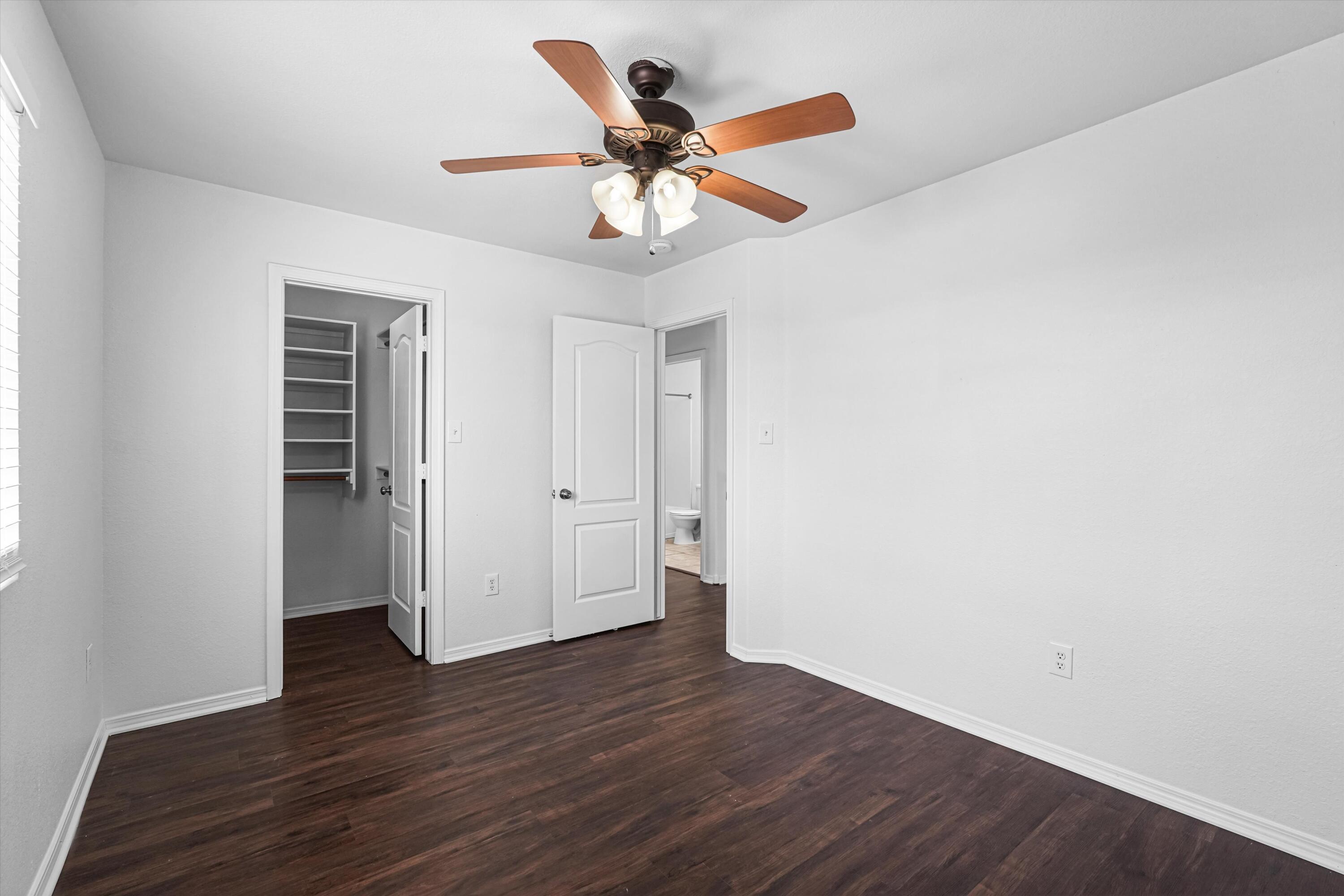 Photo 4 — 3809 Wayne Road NE