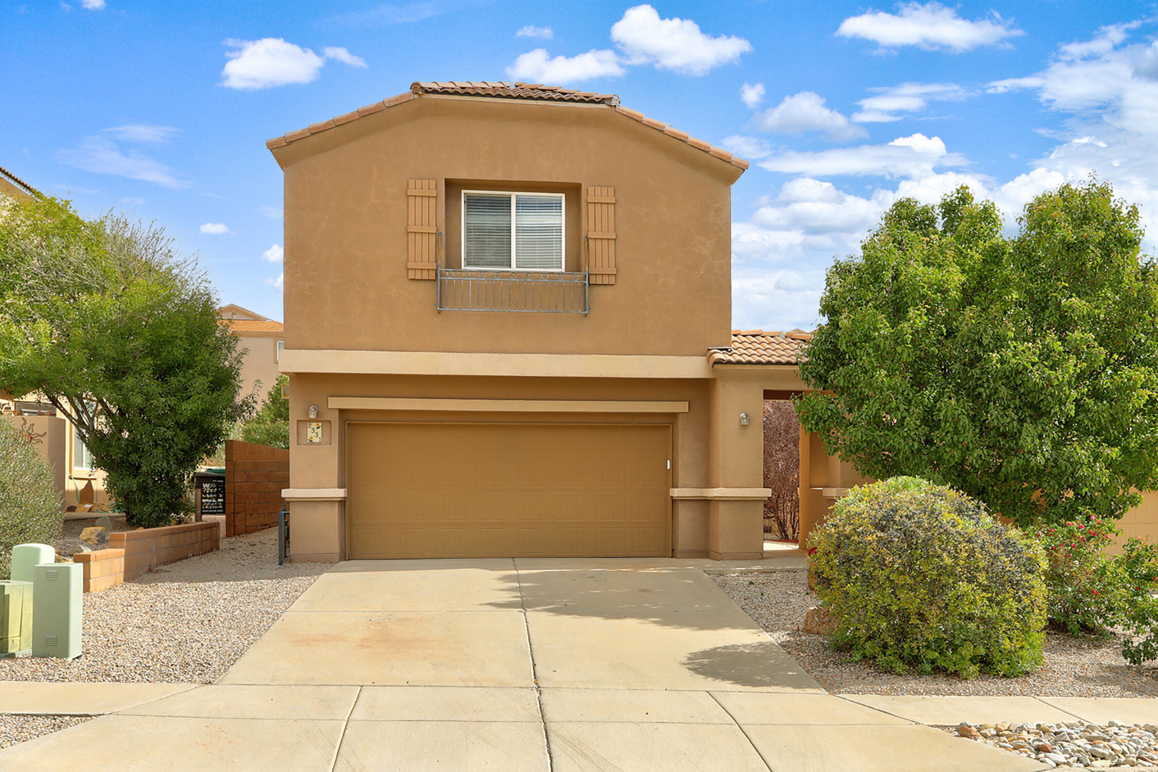 Photo 2 — 2331 Margarita Drive SE