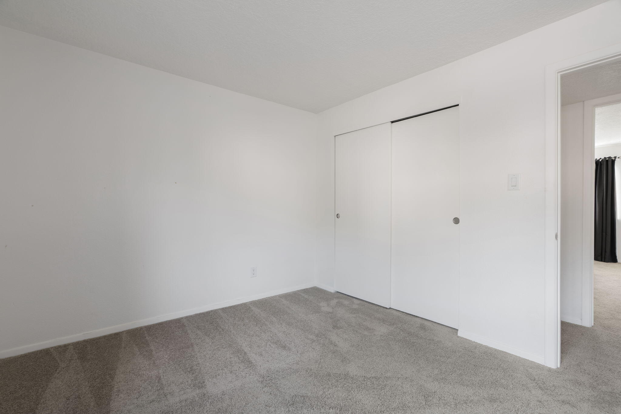 Photo 13 — 13266 Candelaria Road NE