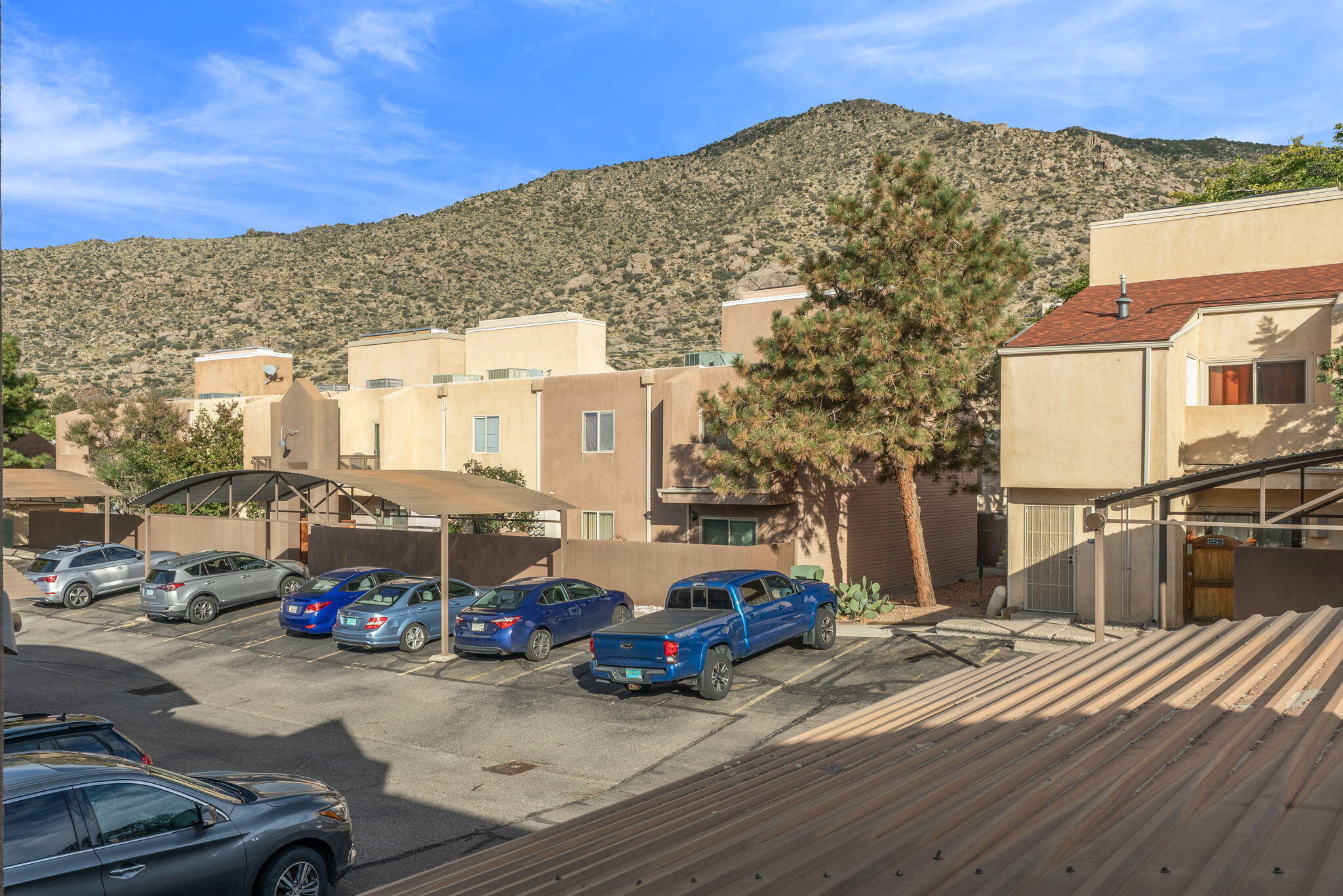 Photo 6 — 13266 Candelaria Road NE