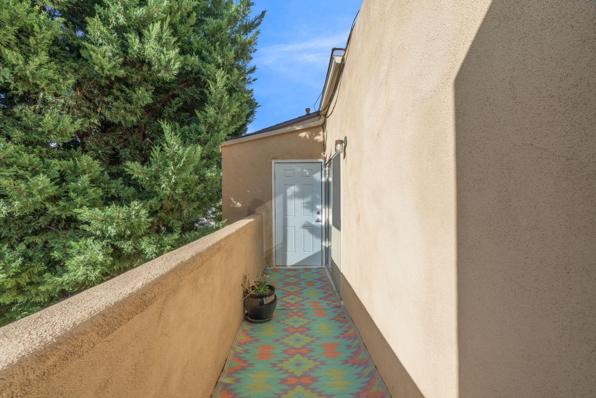 Photo 4 — 13266 Candelaria Road NE