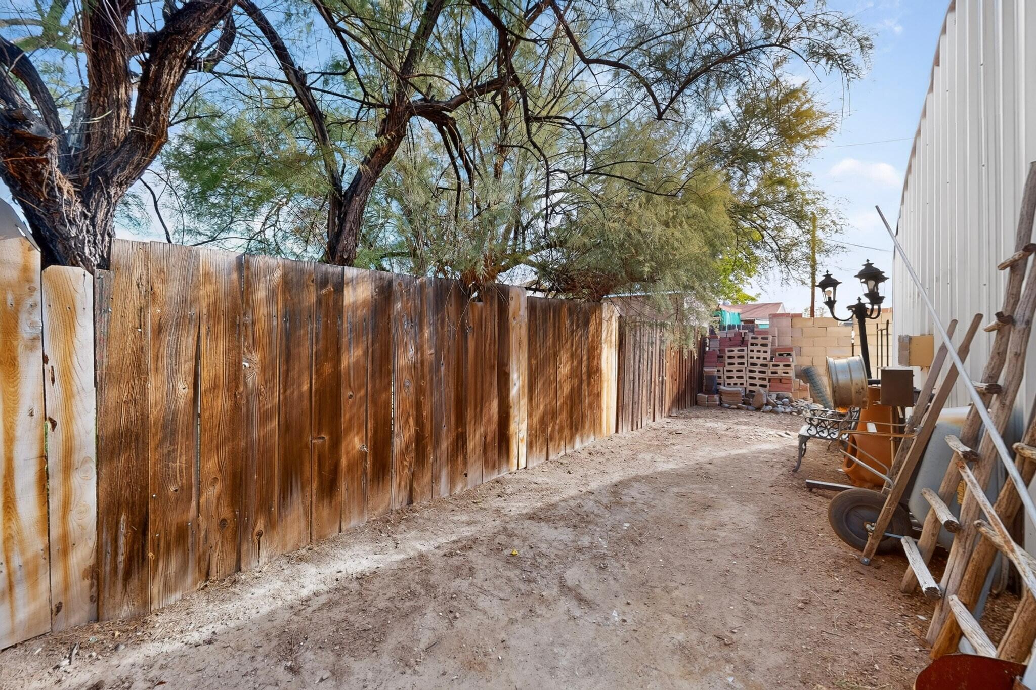 Photo 4 — 519 Palo Duro Avenue NW