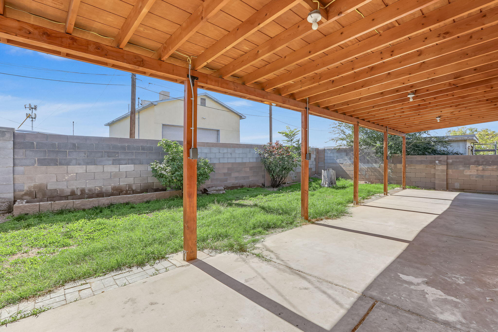 Photo 10 — 5110 Cherokee Road NE