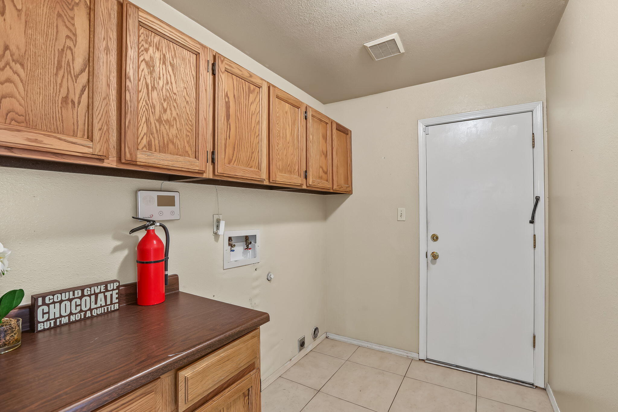 Photo 18 — 7041 Luella Anne Drive NE