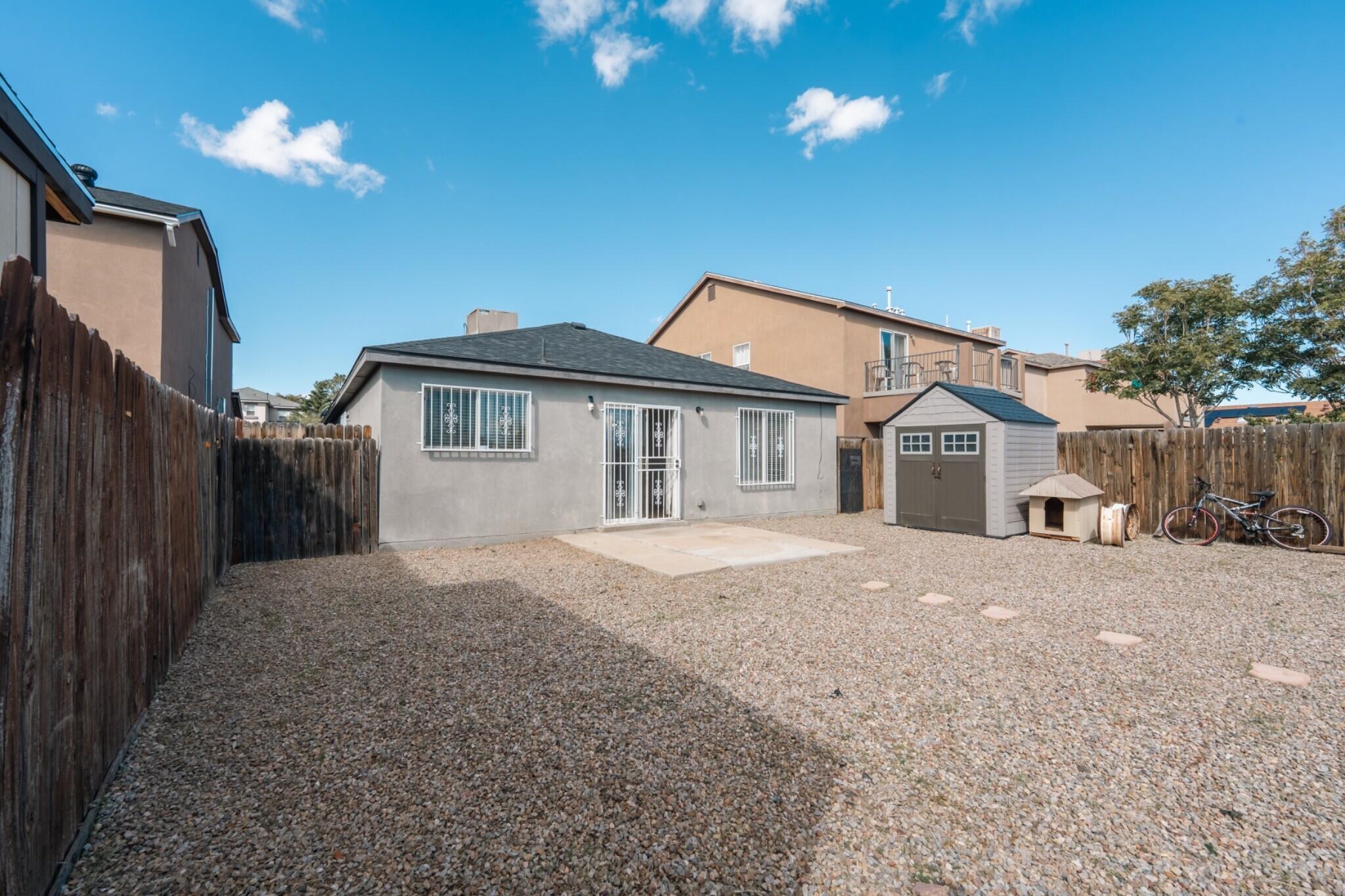 Photo 3 — 512 Desert Maize Drive SW