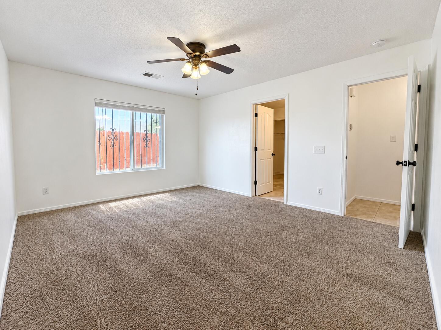 Photo 7 — 512 Desert Maize Drive SW