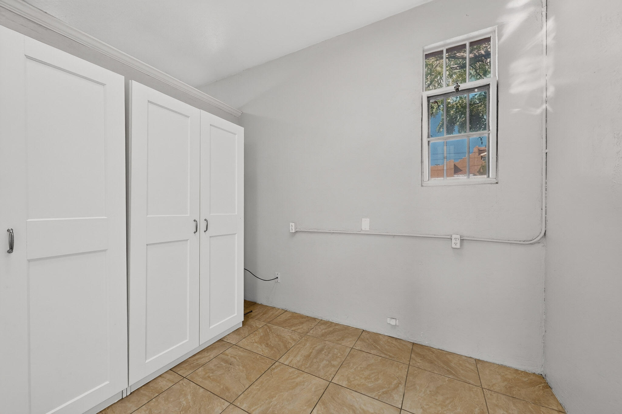 Photo 15 — 3848 Rio Grande Boulevard NW 1 & 2