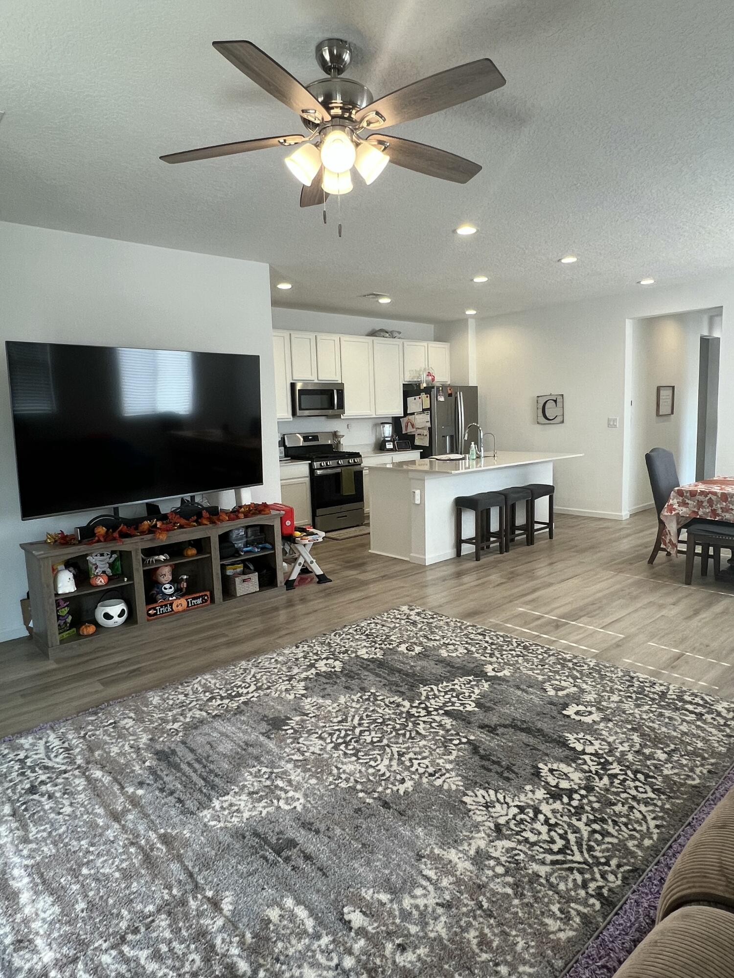 Photo 20 — 1359 Vallecito Court NW