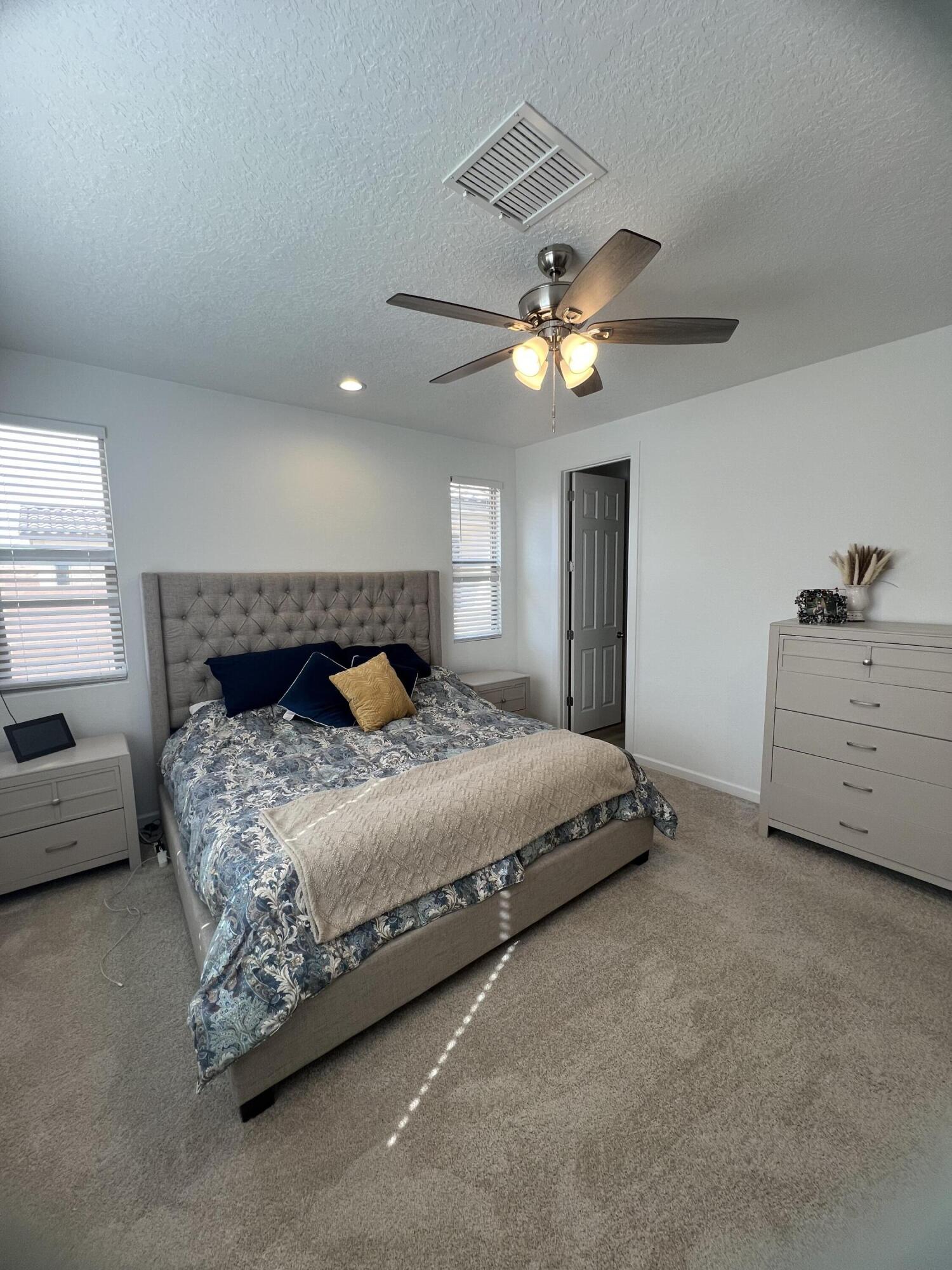 Photo 18 — 1359 Vallecito Court NW