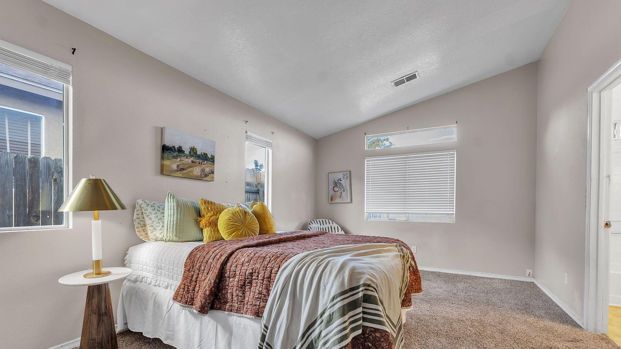 Photo 13 — 9909 Lauren Avenue SW