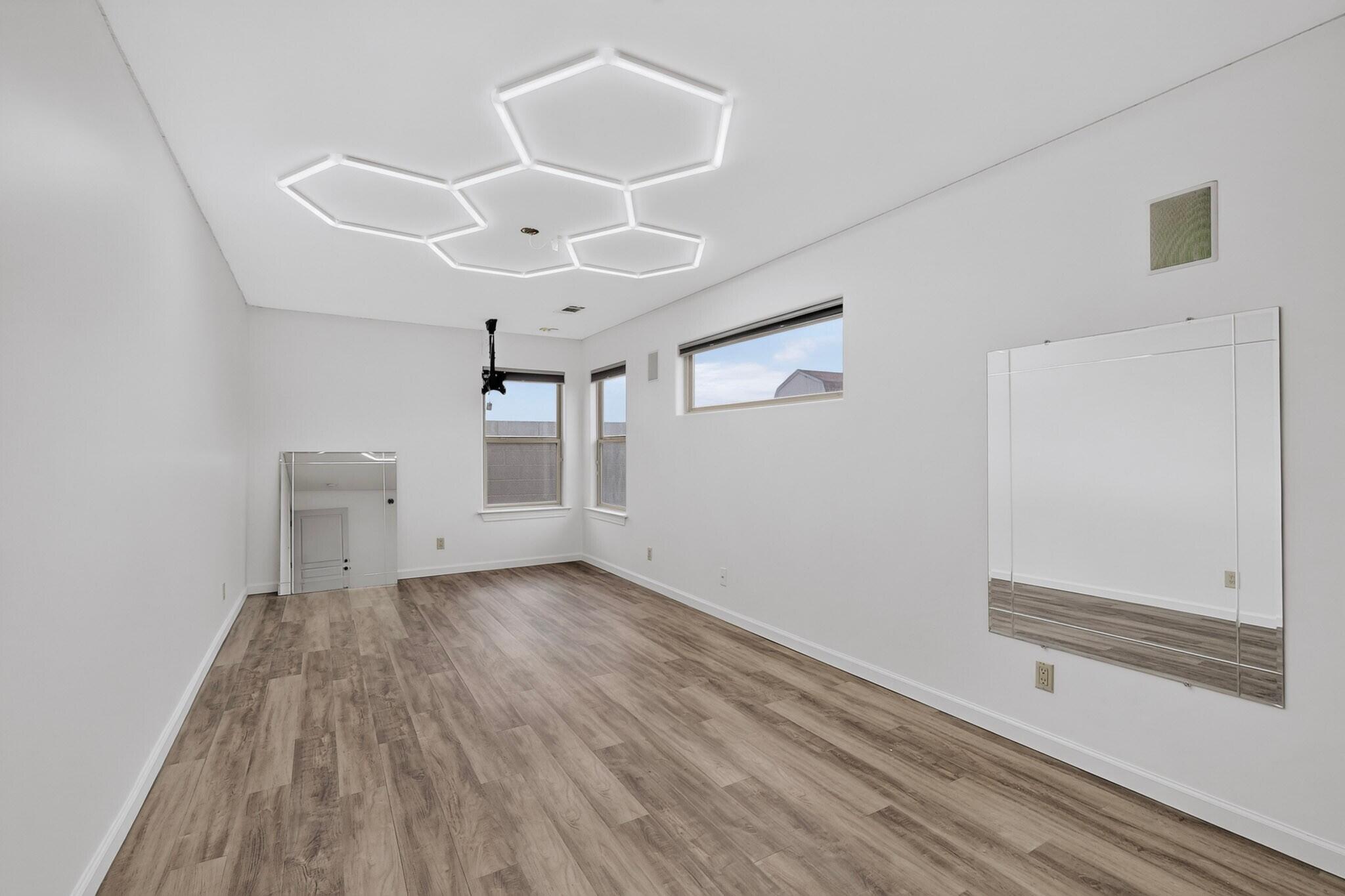 Photo 16 — 4567 Magic Sky Court NW