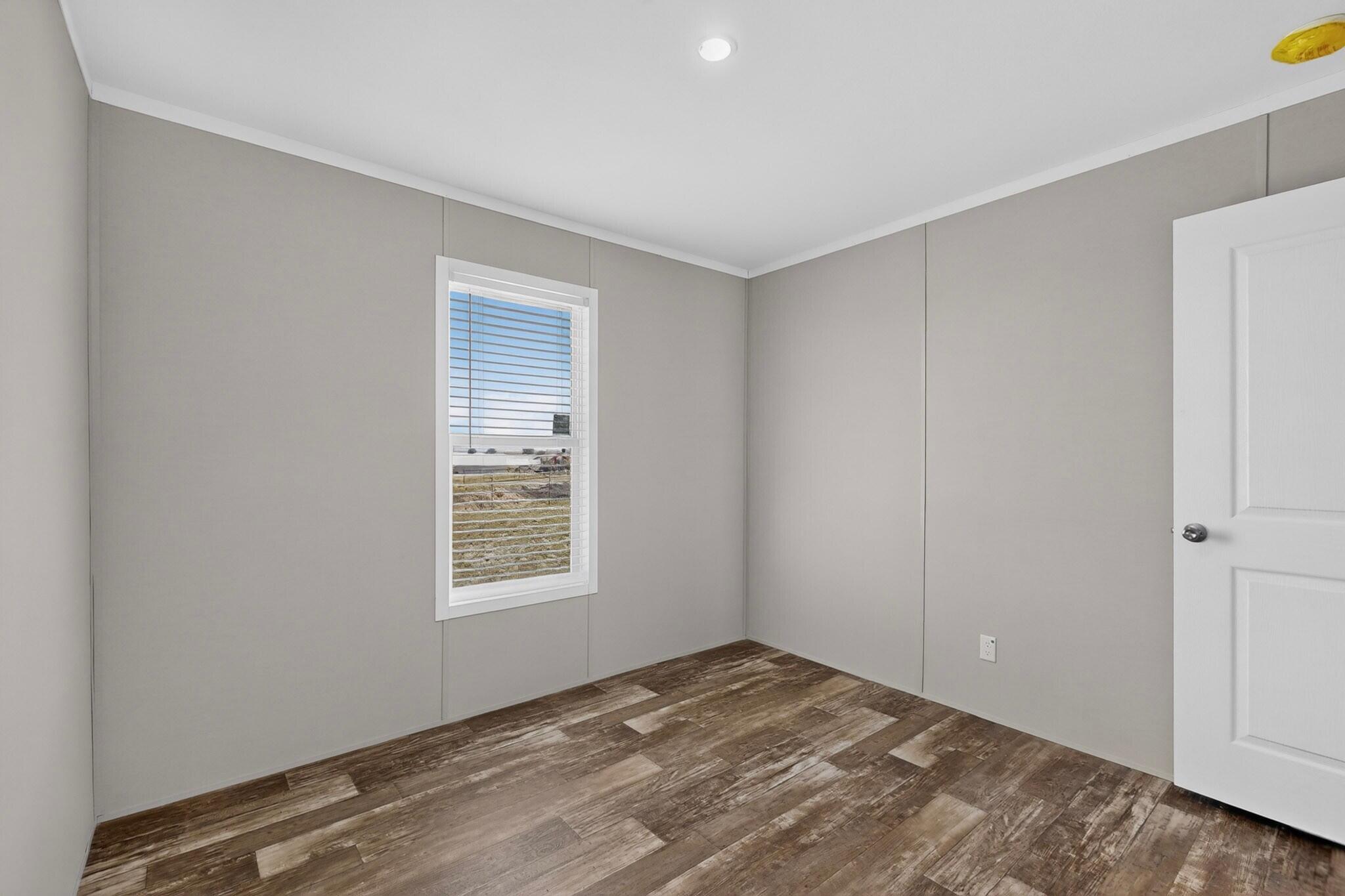 Photo 15 — 47 Glorieta Street