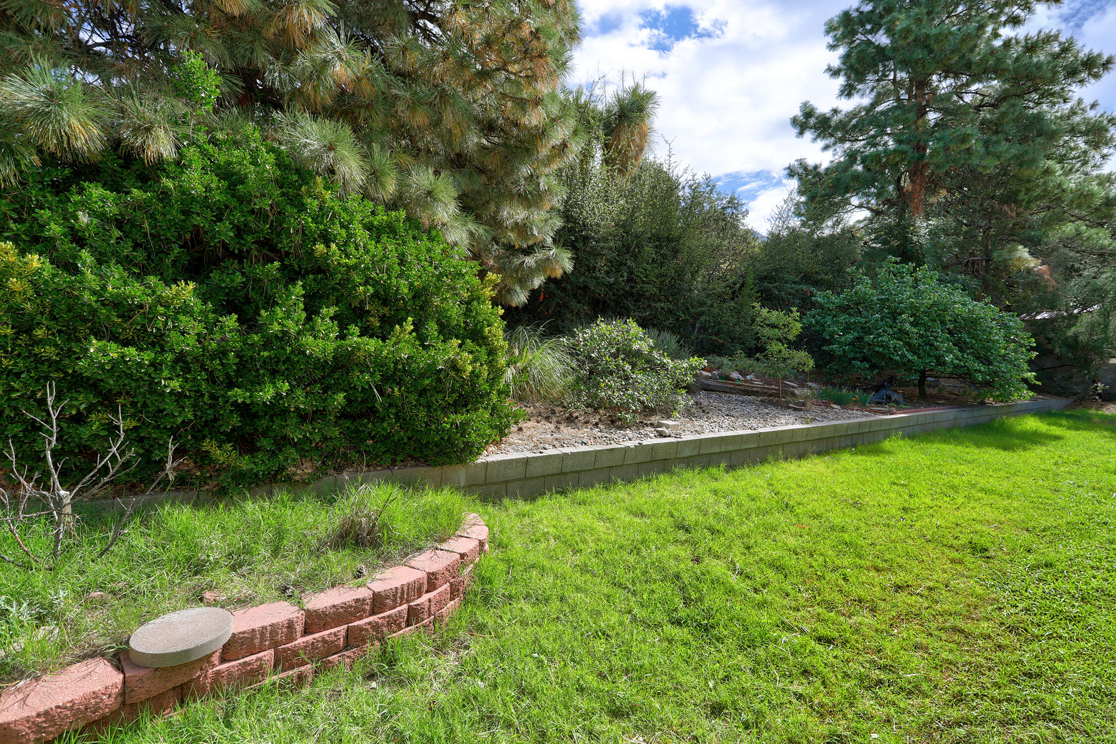 Photo 12 — 3808 Big Sky Drive NE