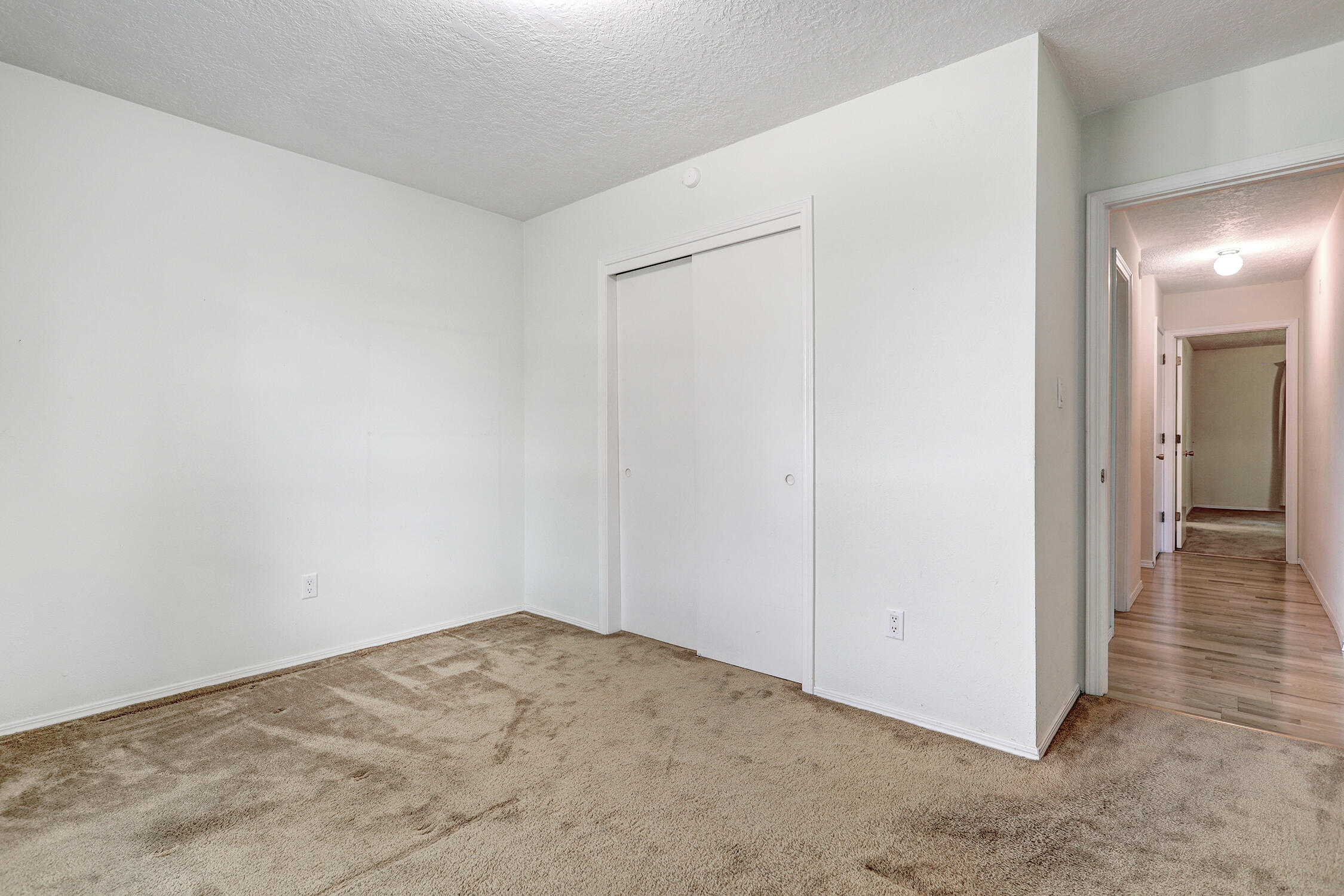 Photo 3 — 3808 Big Sky Drive NE