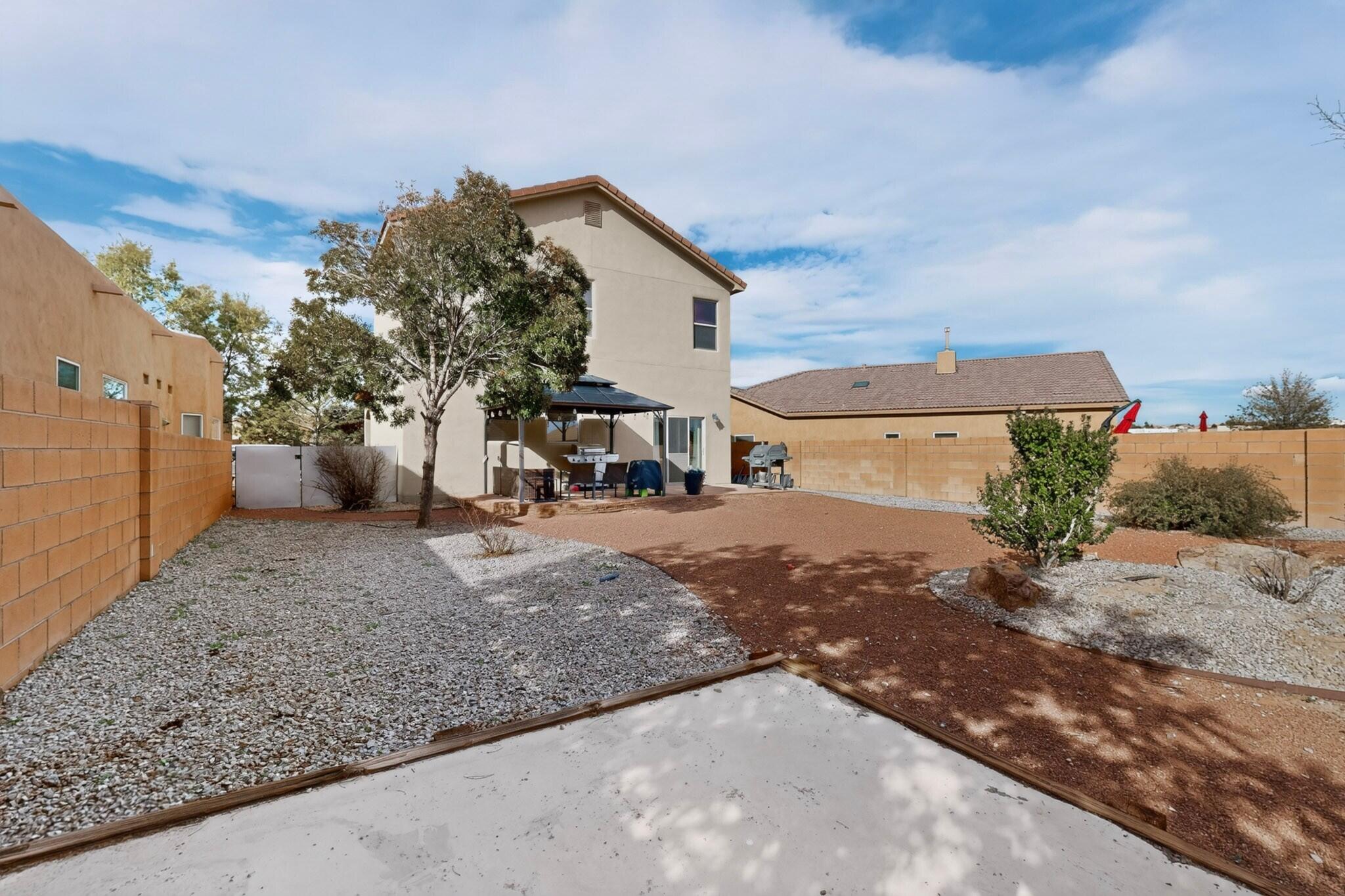Photo 10 — 6506 Desert Spirit Road NW