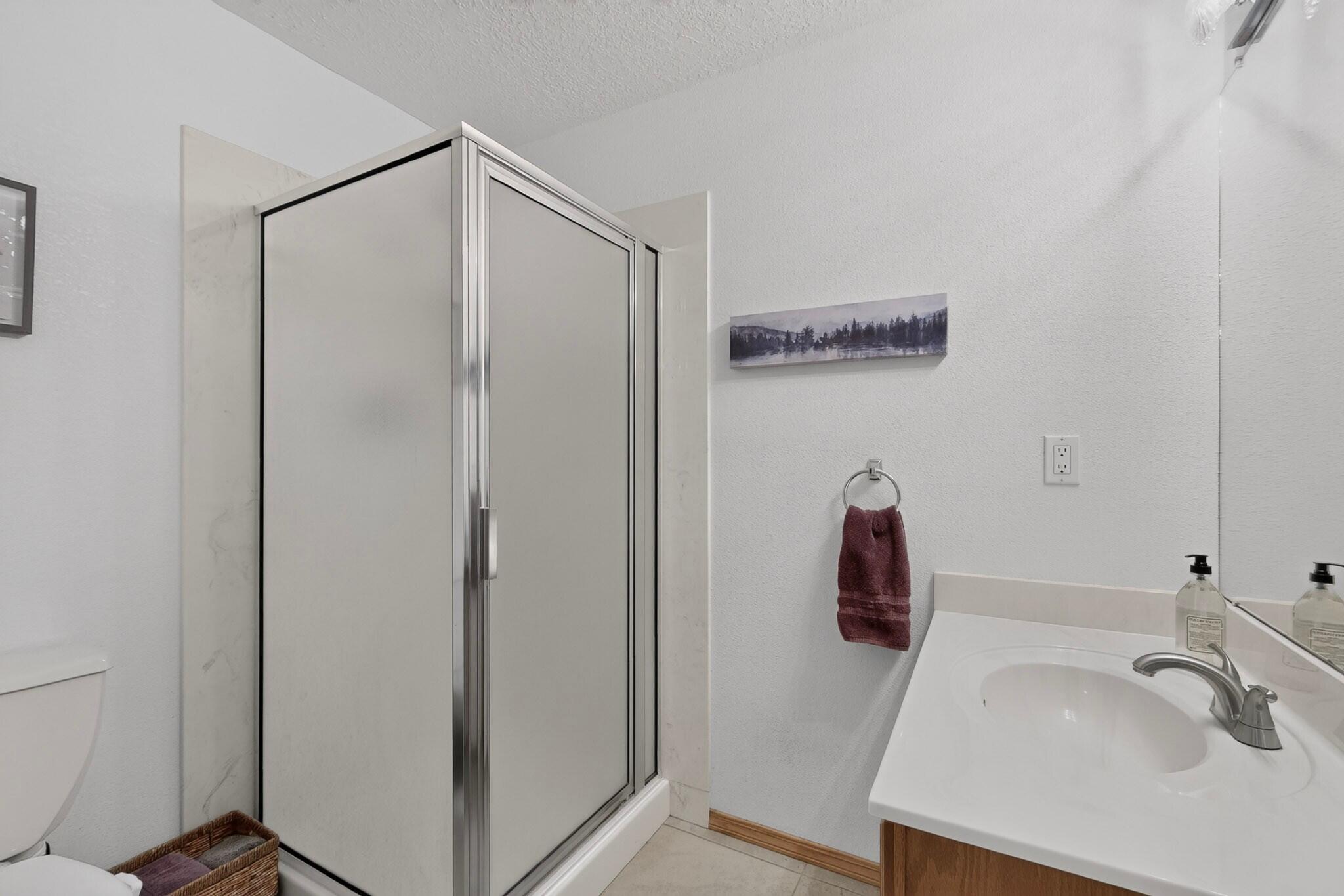 Photo 14 — 6108 Innsbrook Court NE