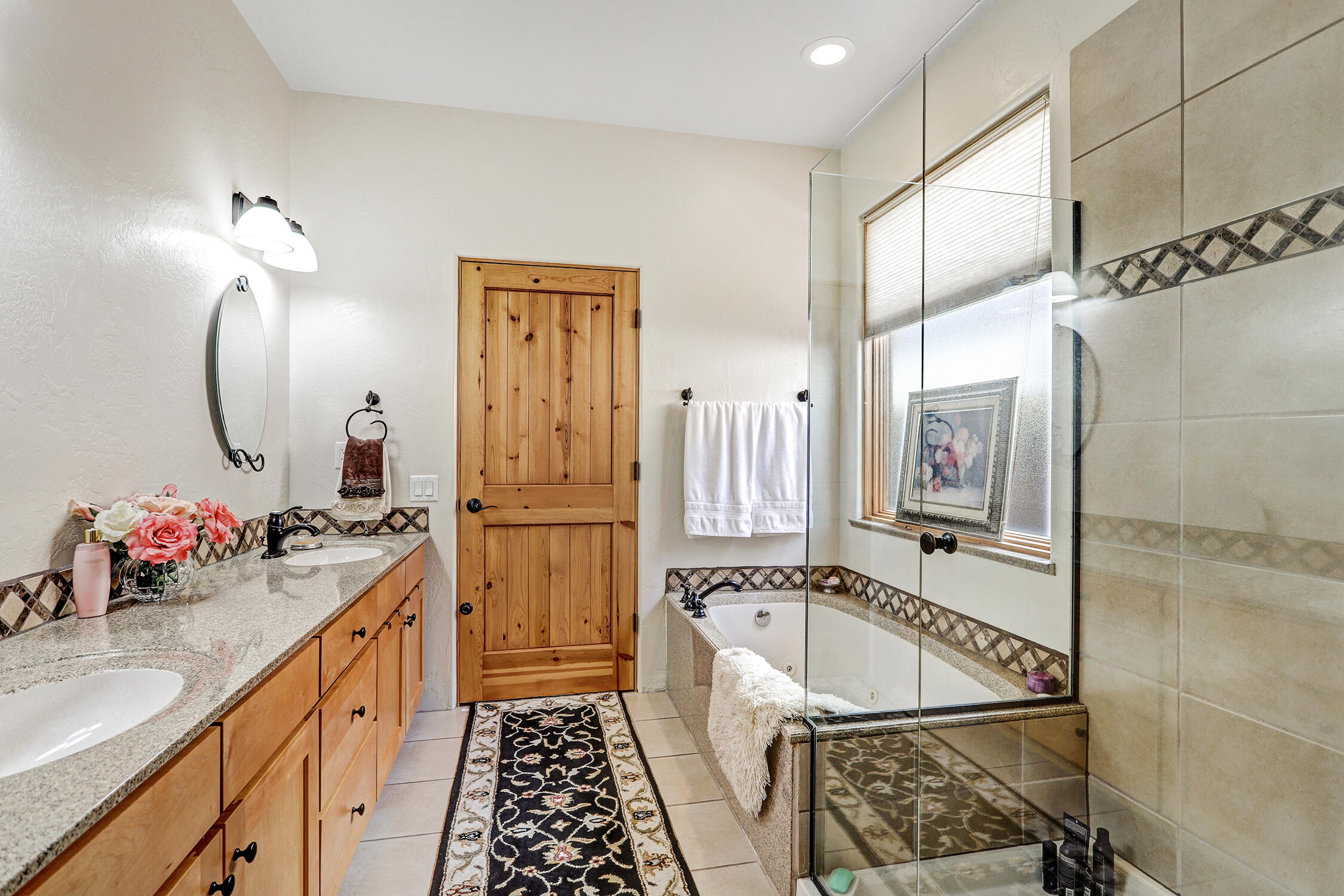 Photo 2 — 1401 Vinca Trail NE