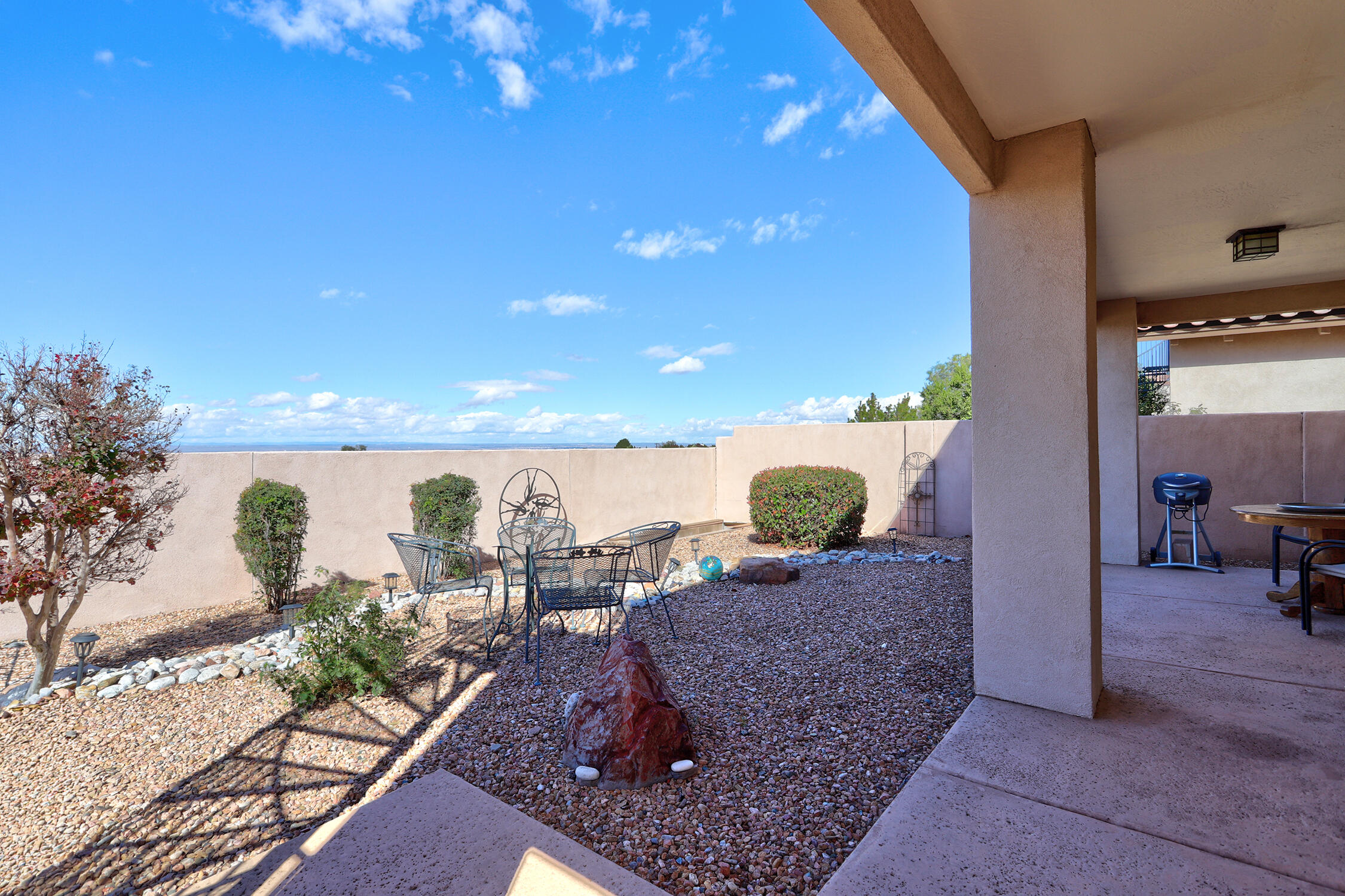 Photo 8 — 1401 Vinca Trail NE