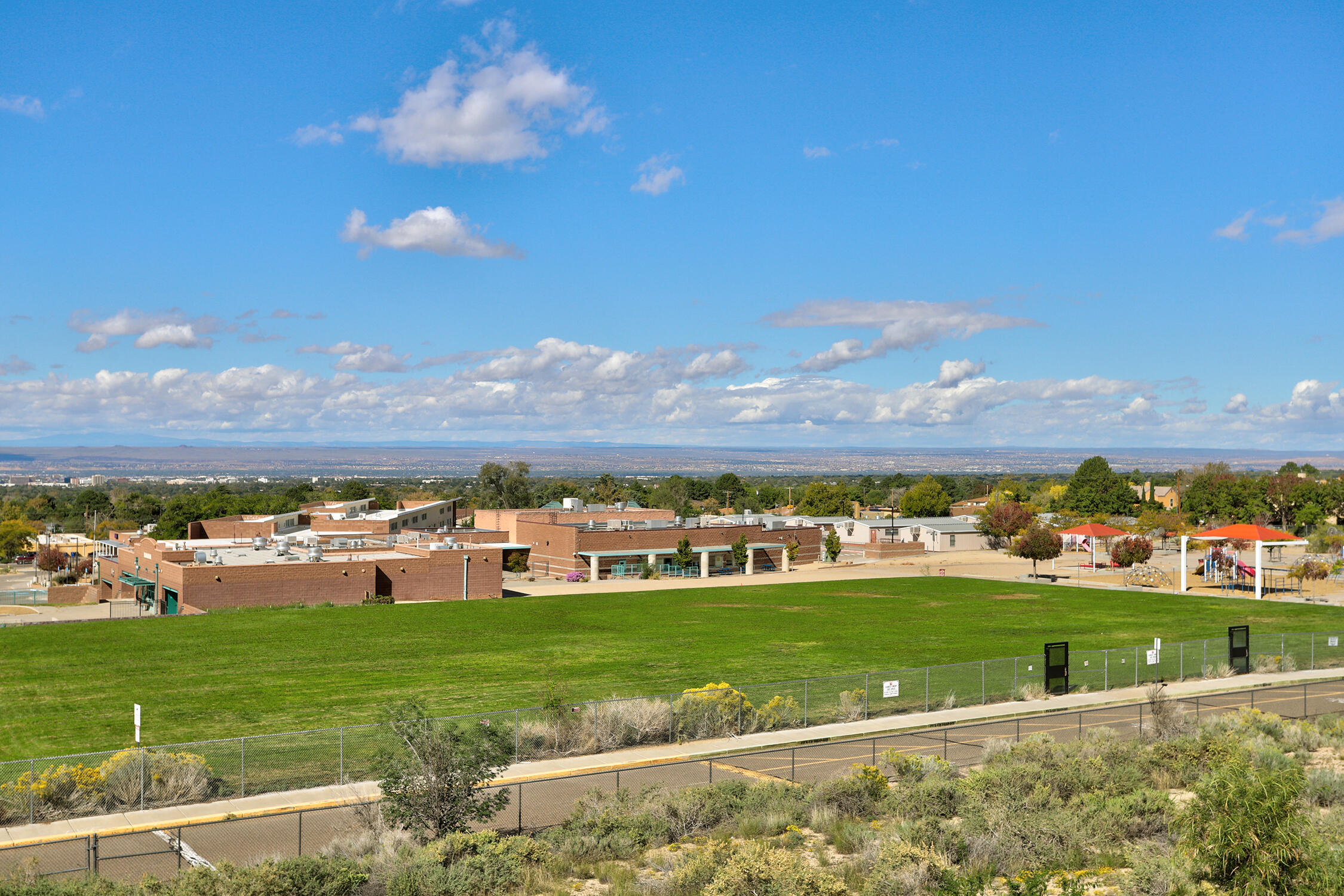 Photo 12 — 1401 Vinca Trail NE