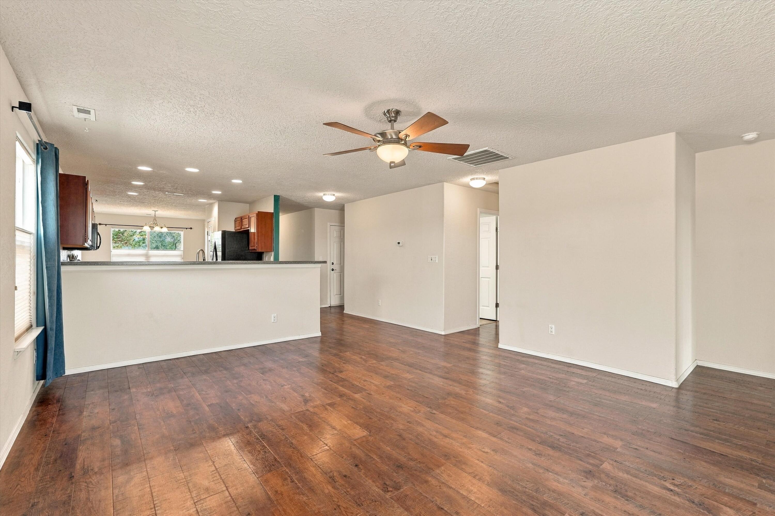 Photo 7 — 9905 Nacimiento Street NW
